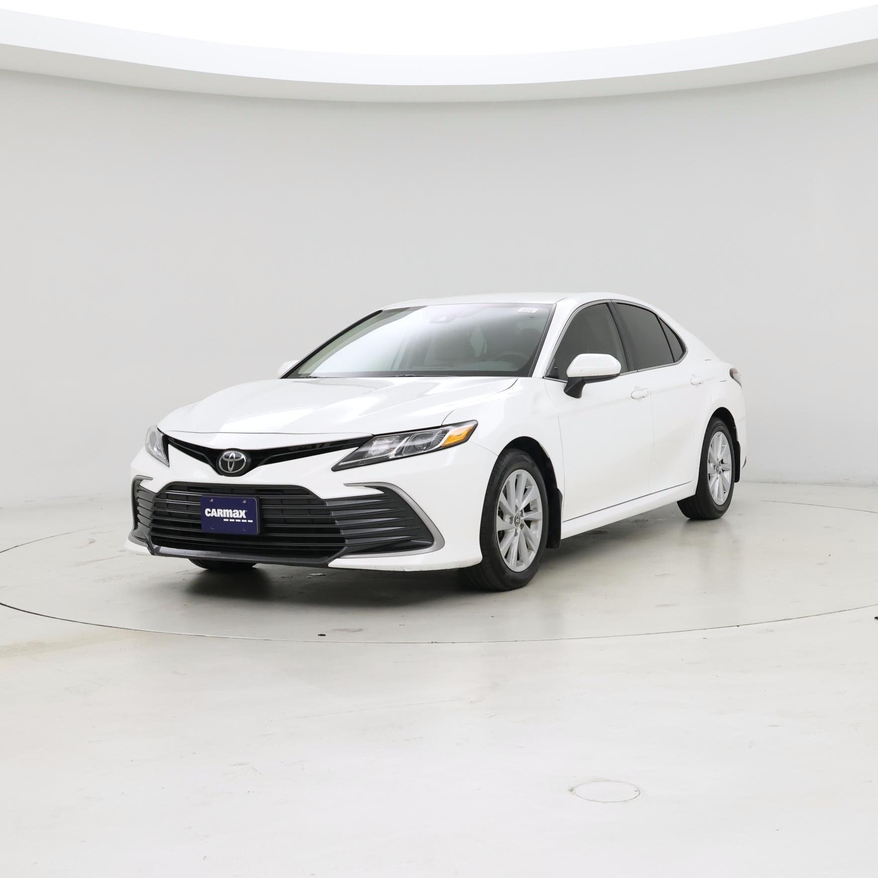 Thumbnail: 2023 Toyota Camry - 4