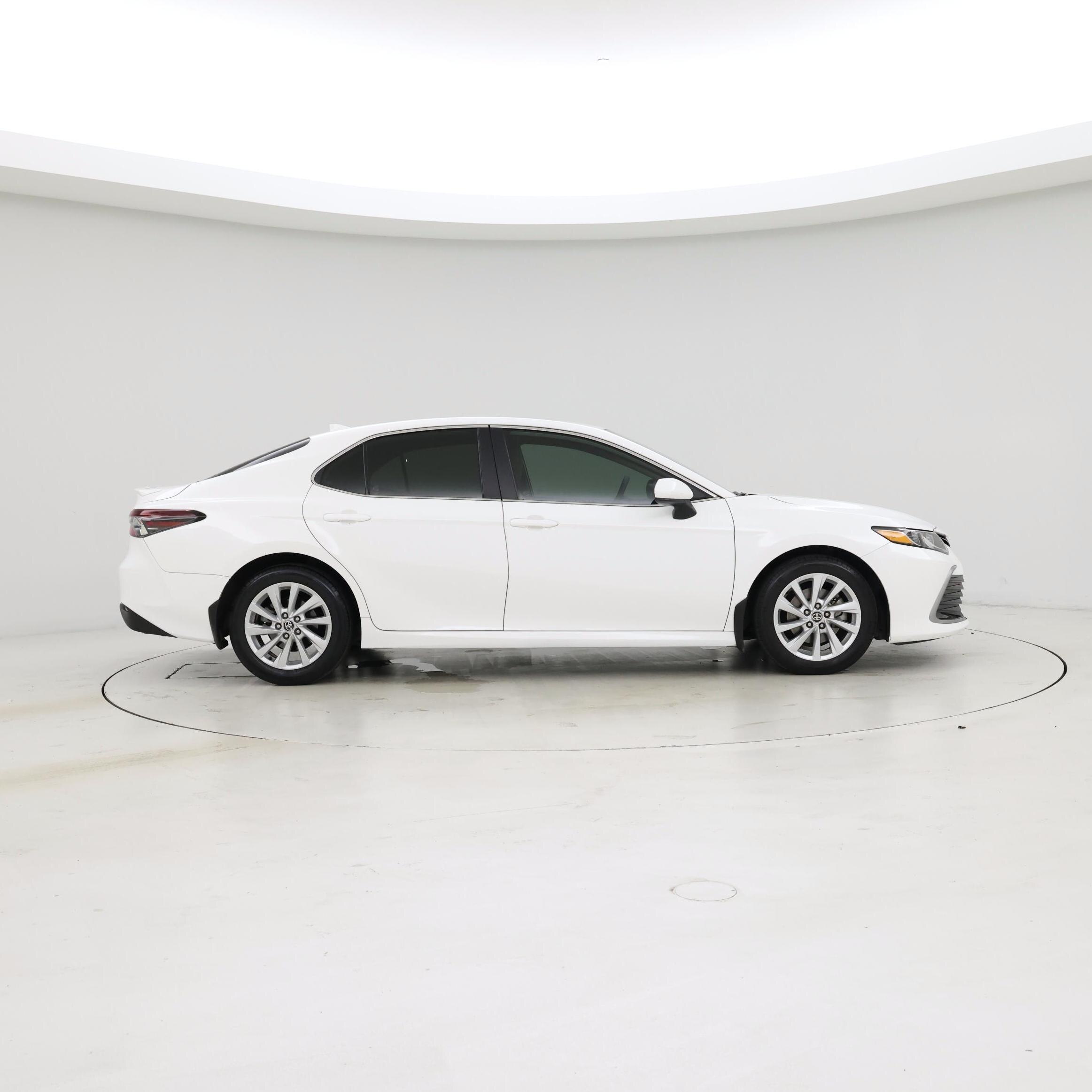 Thumbnail: 2023 Toyota Camry - 7