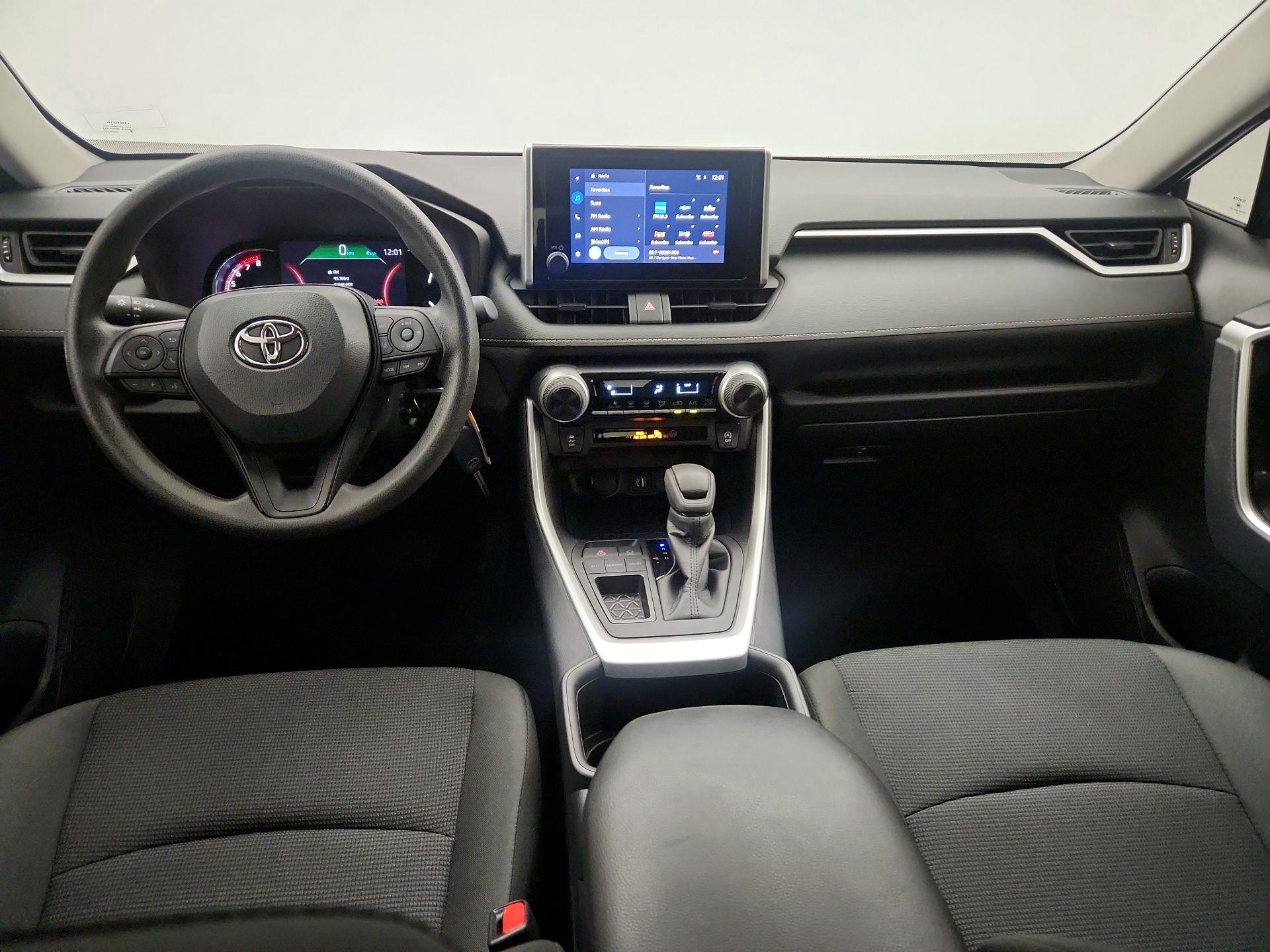Thumbnail: 2024 Toyota RAV4 - 9