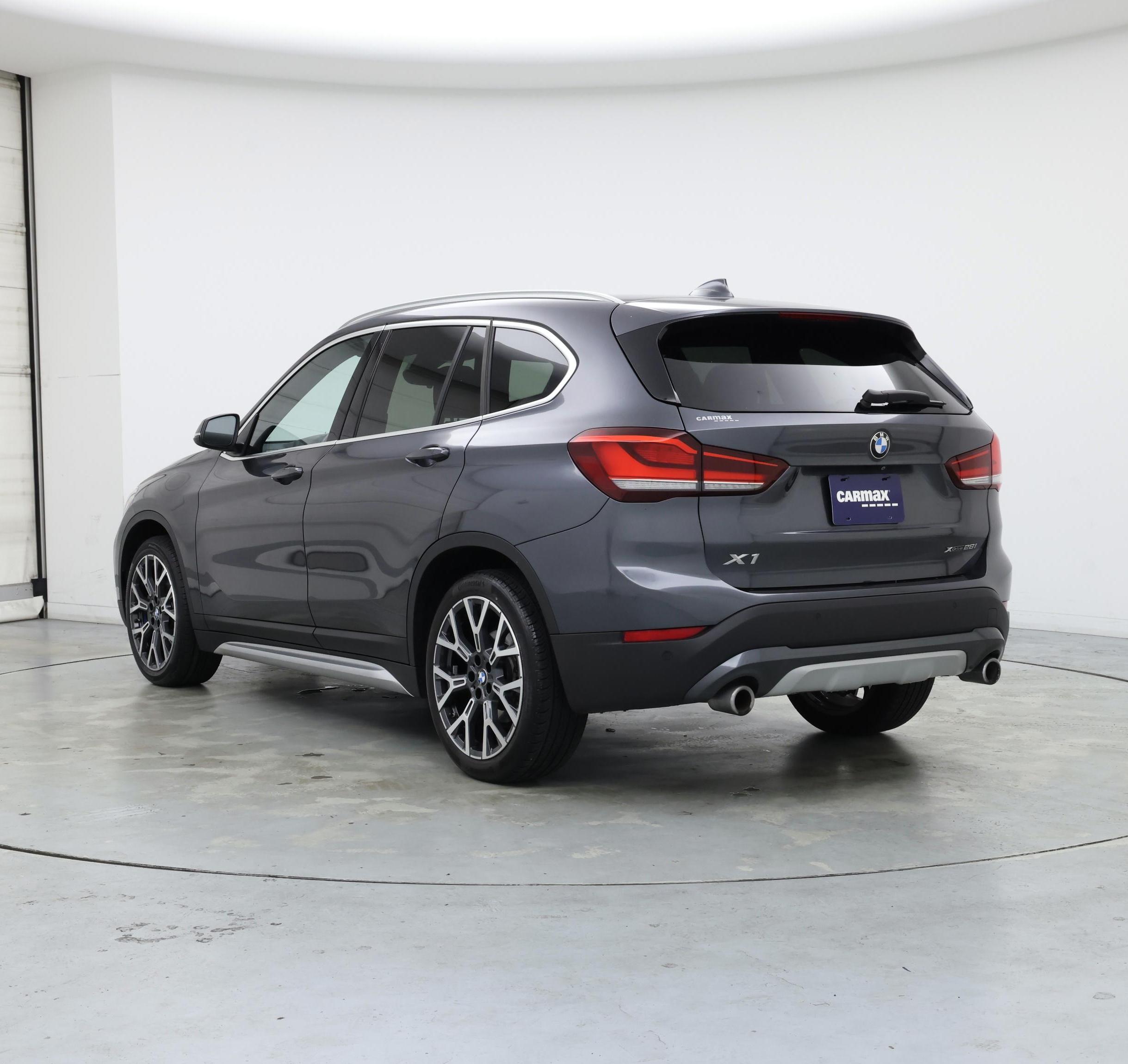 Thumbnail: 2022 BMW X1 - 2