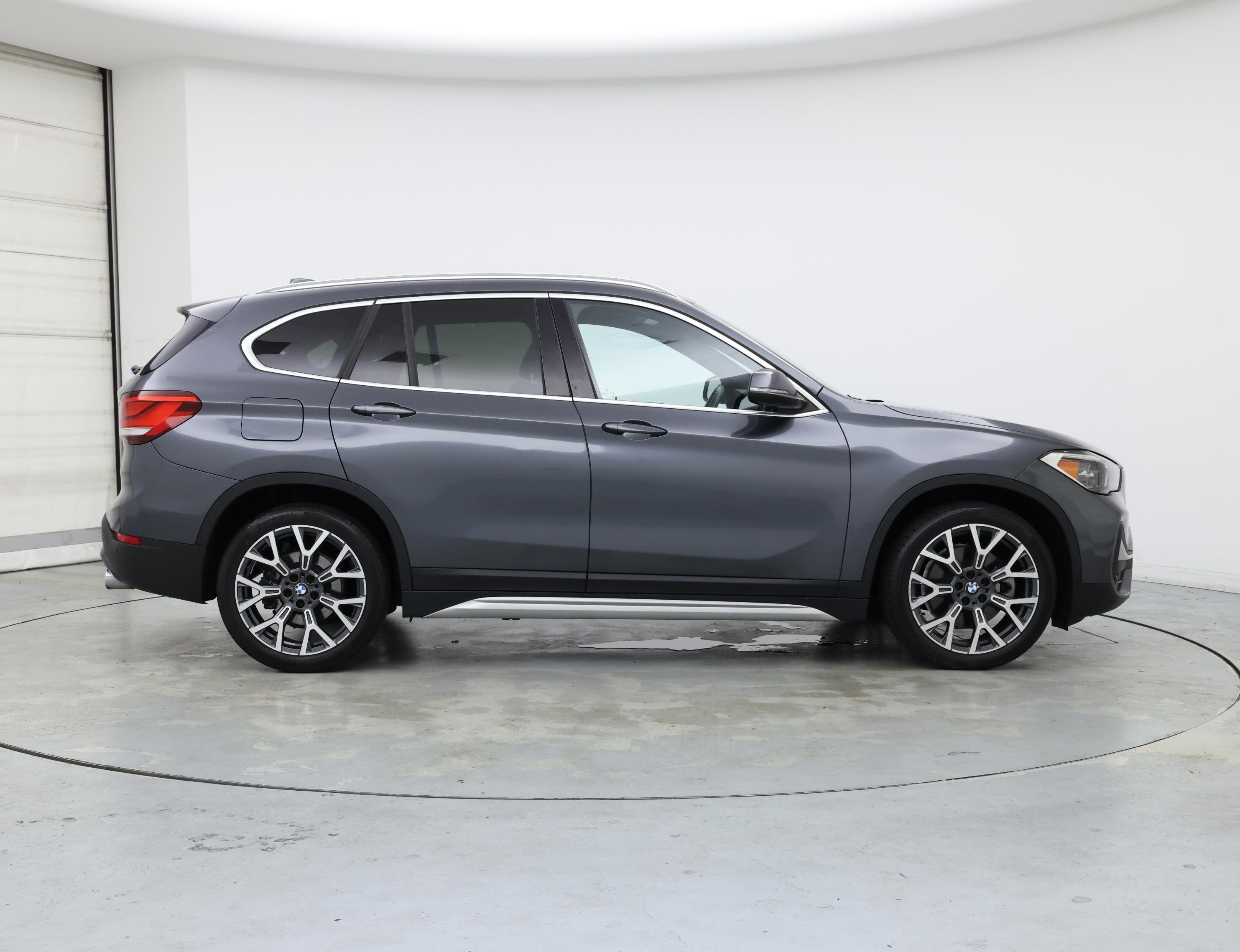 Thumbnail: 2022 BMW X1 - 7
