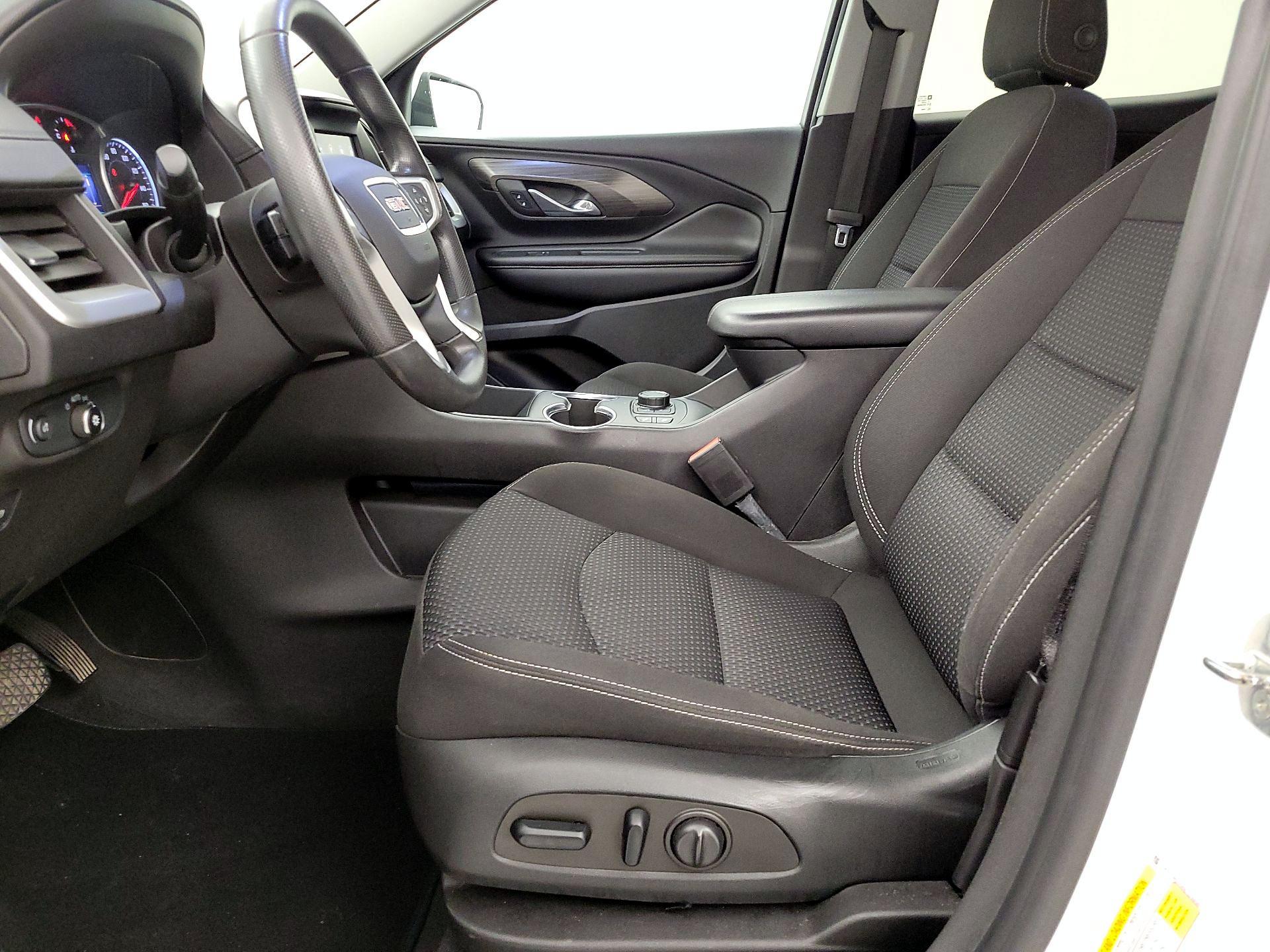 Thumbnail: 2022 GMC Terrain - 11