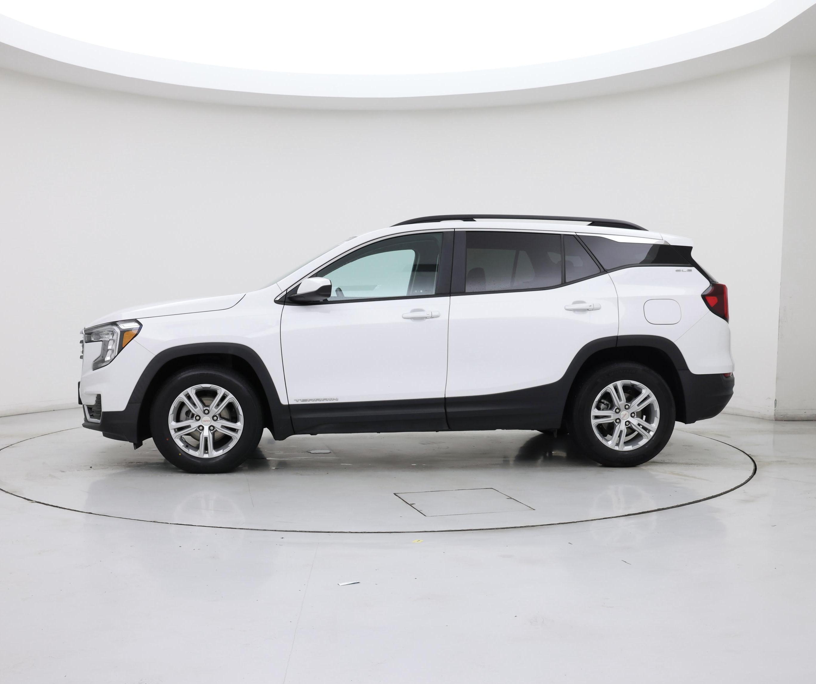 Thumbnail: 2022 GMC Terrain - 3