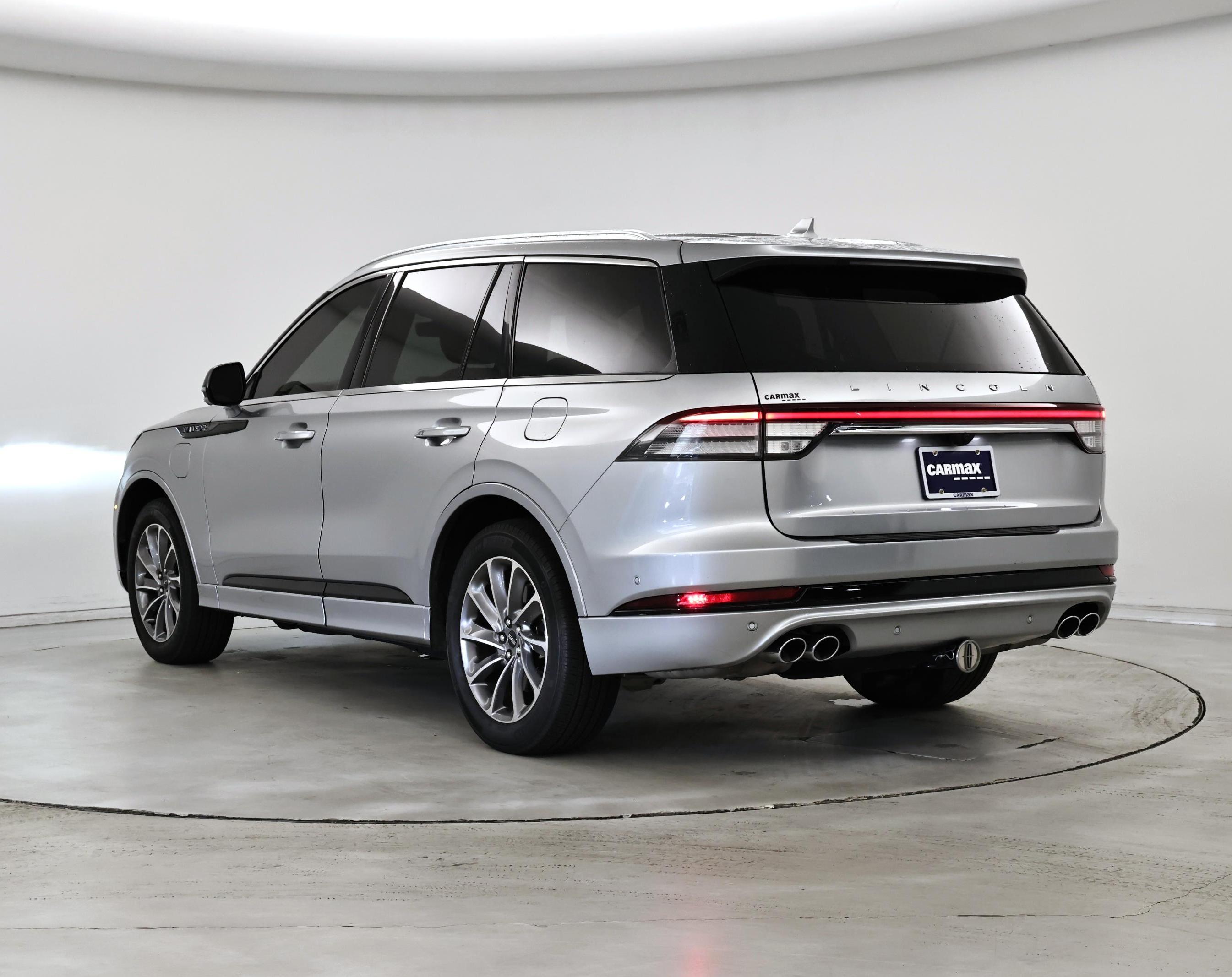Thumbnail: 2020 Lincoln Aviator - 2