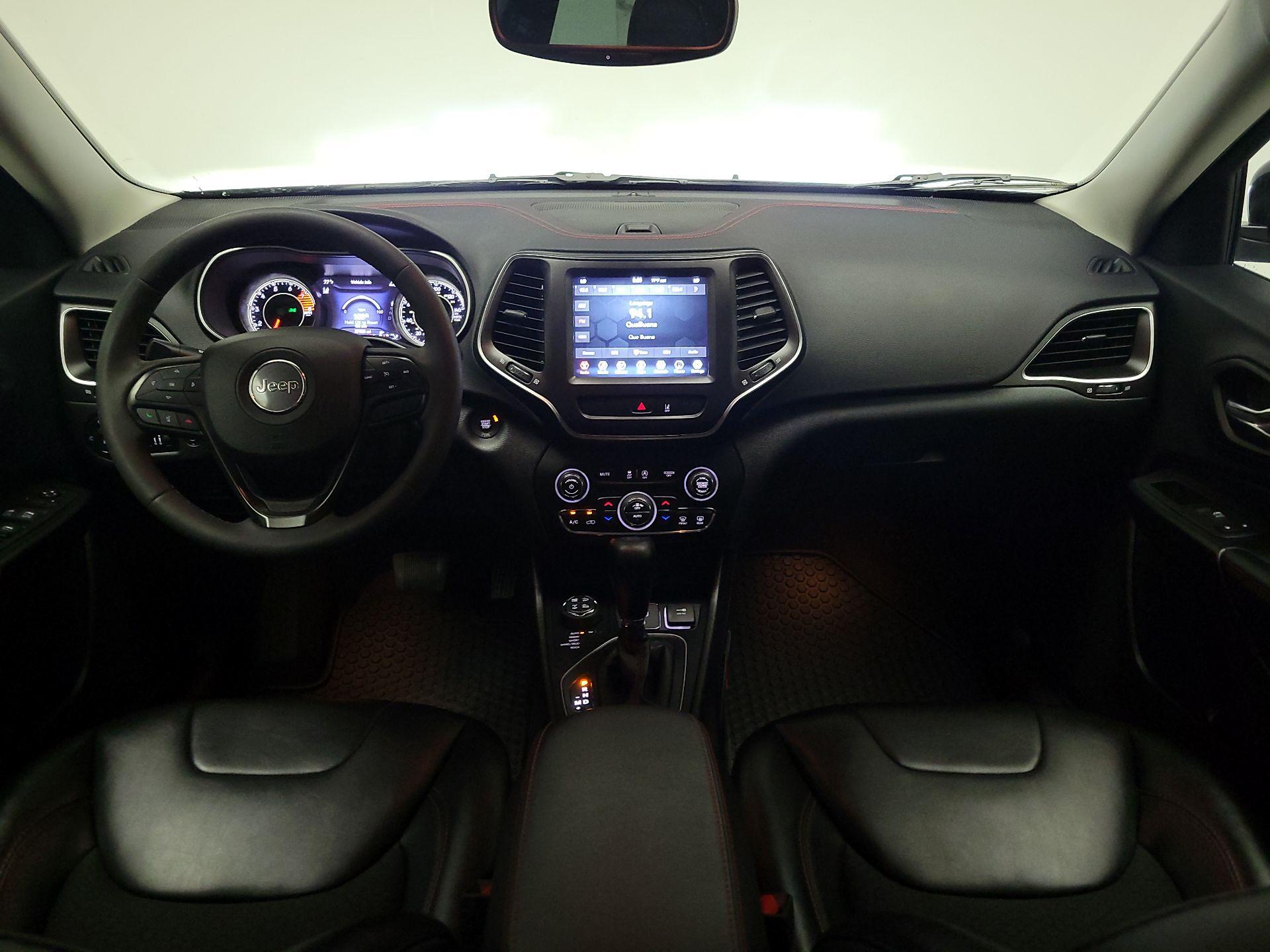Thumbnail: 2022 Jeep Cherokee - 9