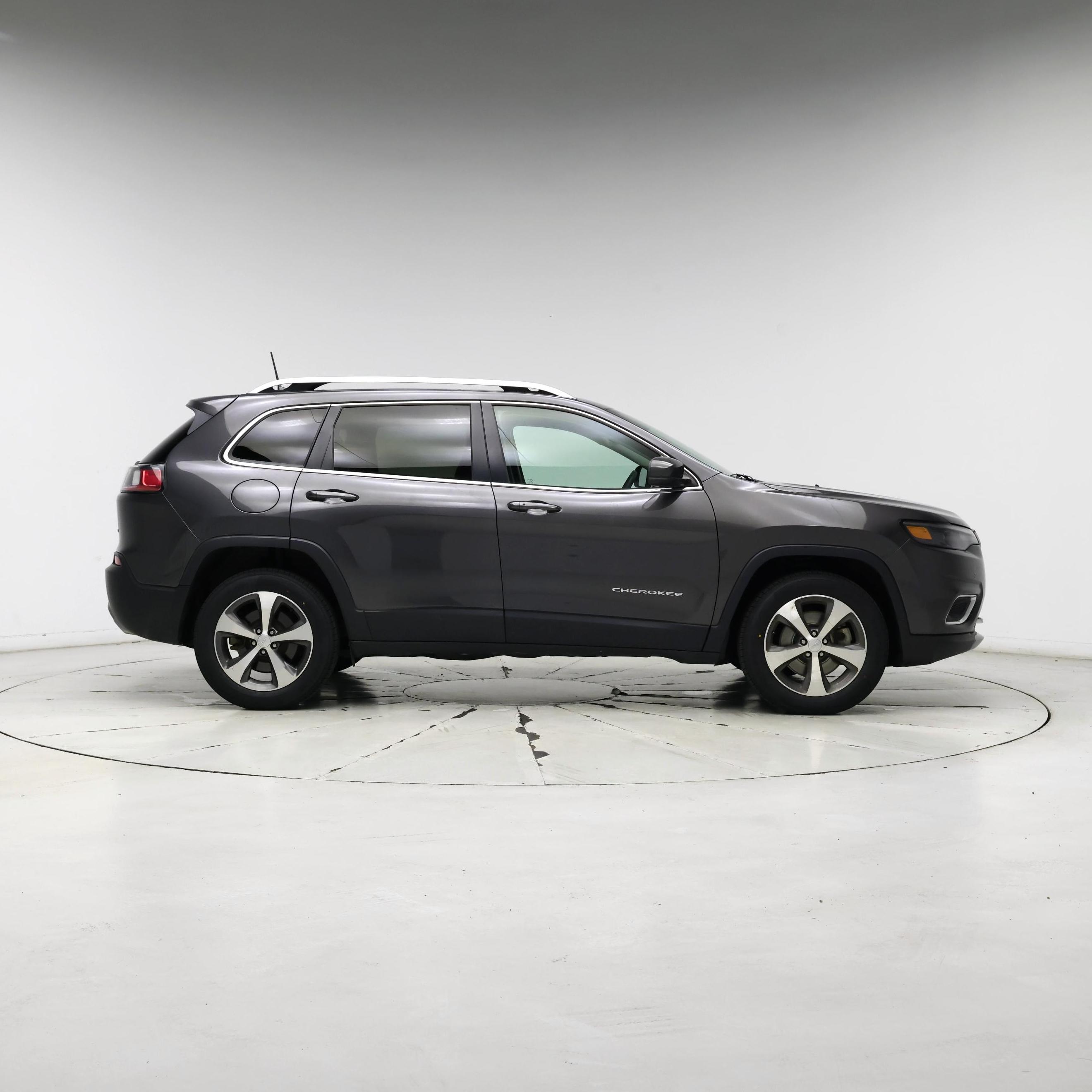 Thumbnail: 2021 Jeep Cherokee - 7