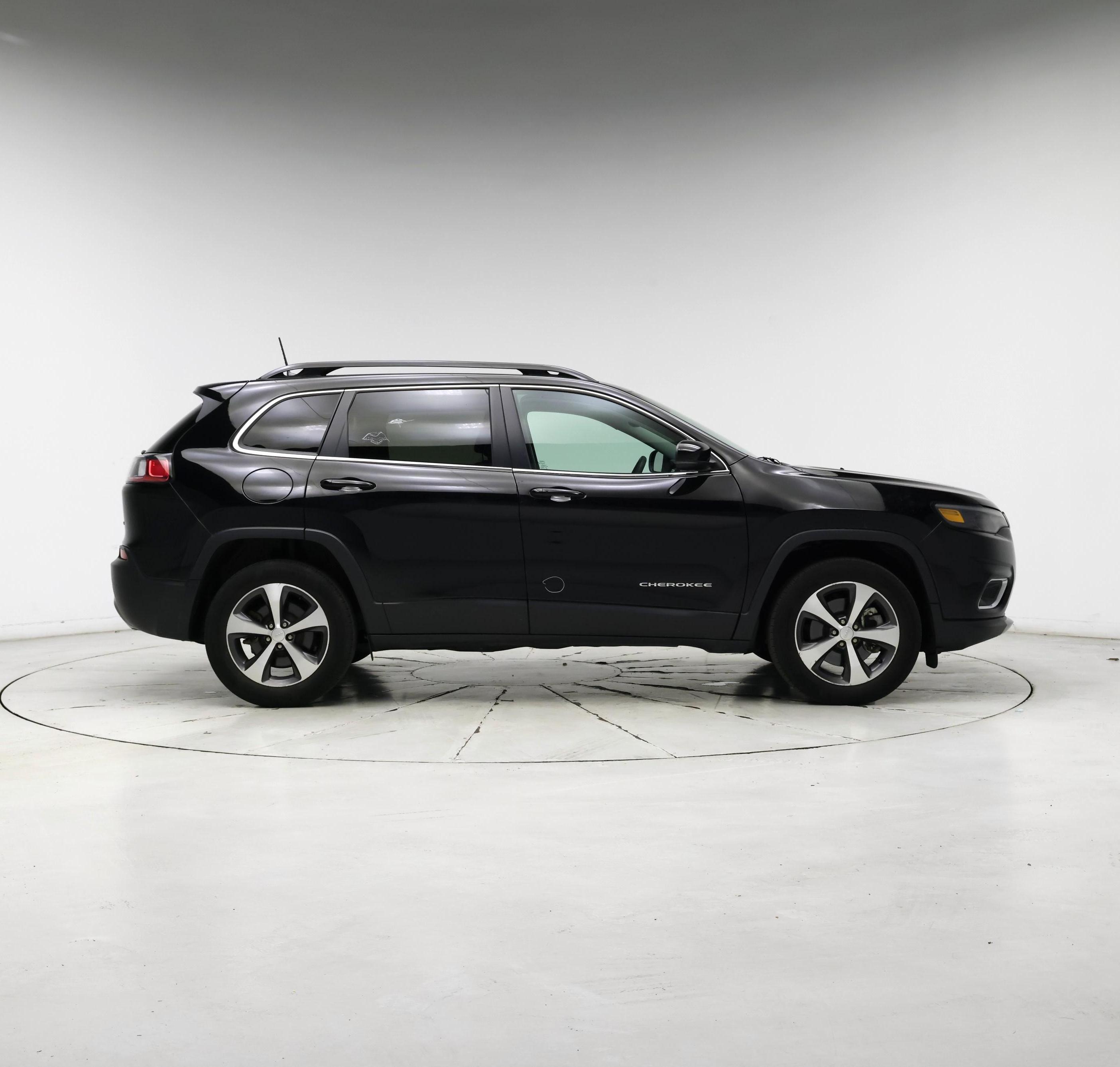 Thumbnail: 2022 Jeep Cherokee - 7