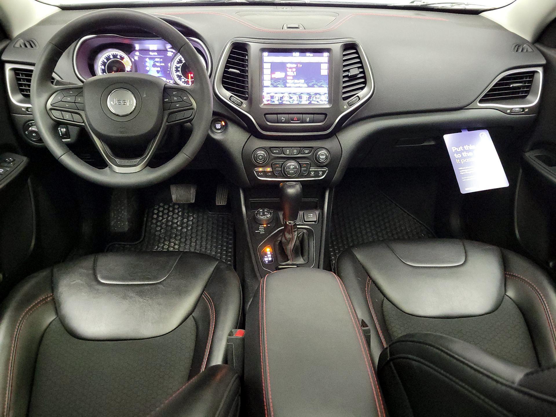 Thumbnail: 2022 Jeep Cherokee - 9