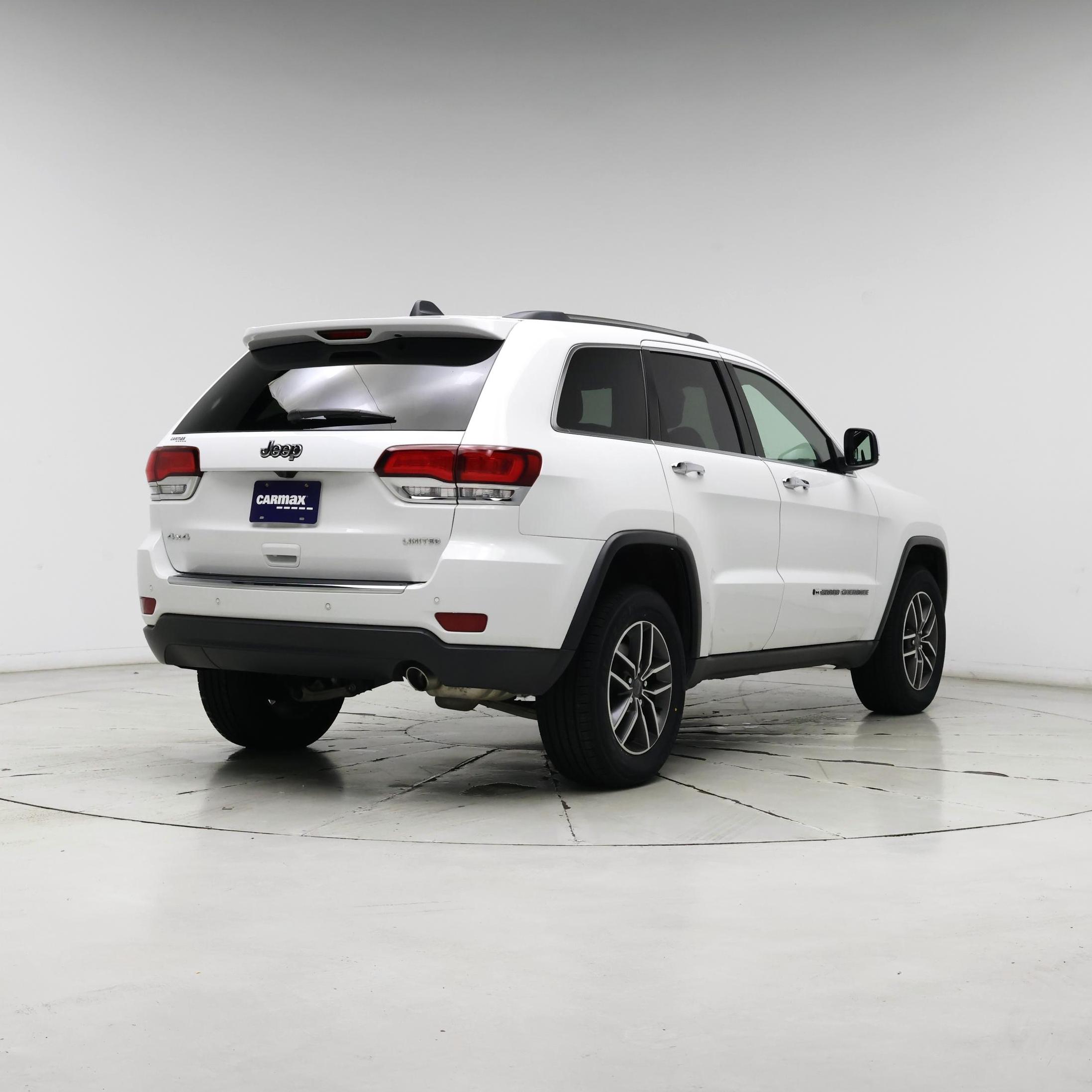 Thumbnail: 2022 Jeep Grand Cherokee - 8