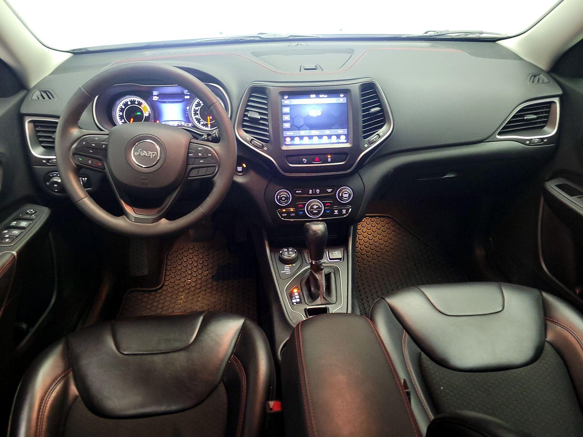 Thumbnail: 2021 Jeep Cherokee - 9