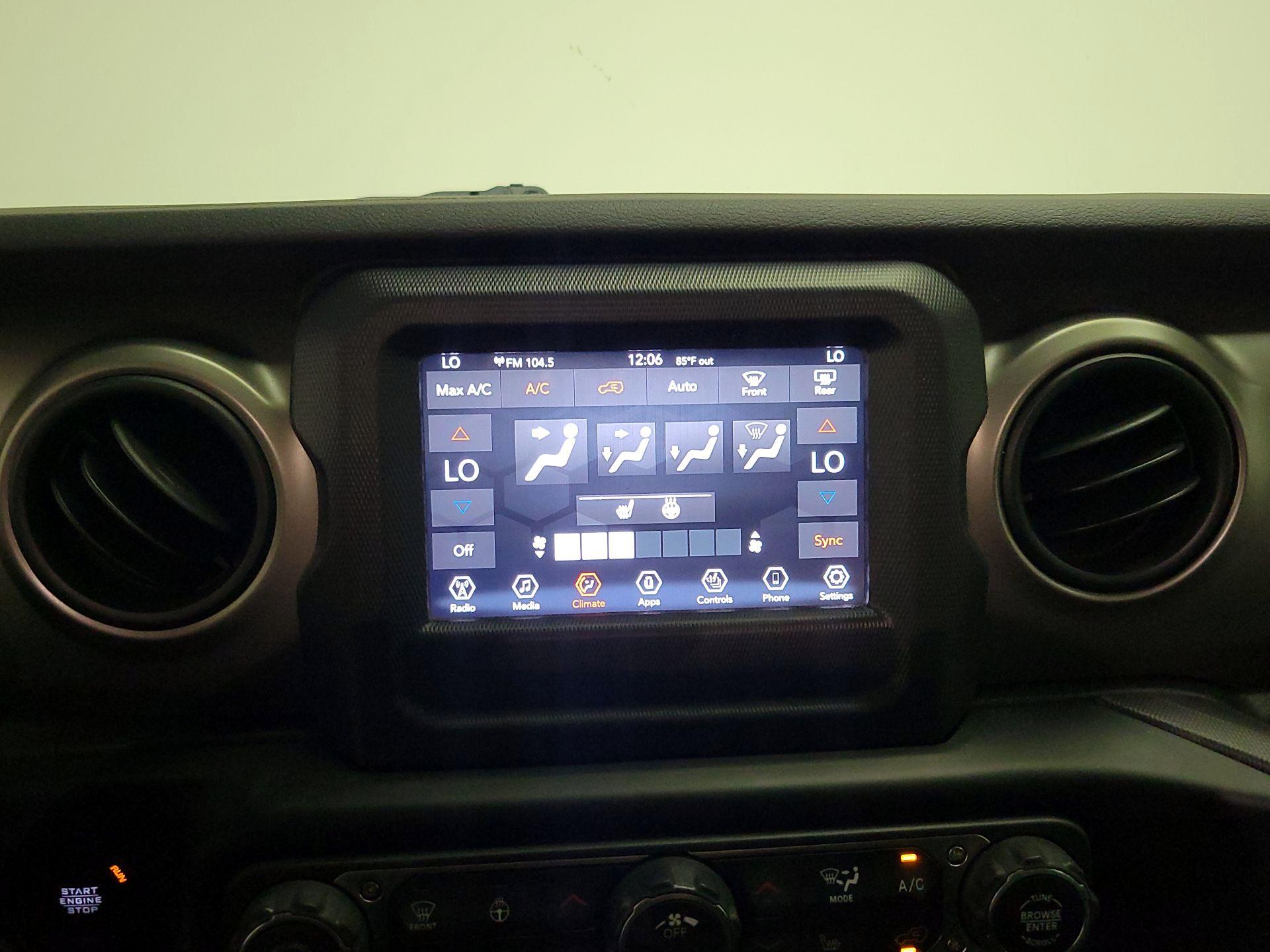 Thumbnail: 2020 Jeep Wrangler - 16