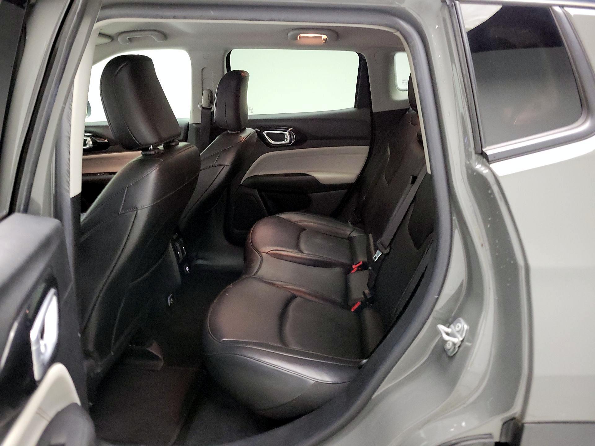 Thumbnail: 2022 Jeep Compass - 18