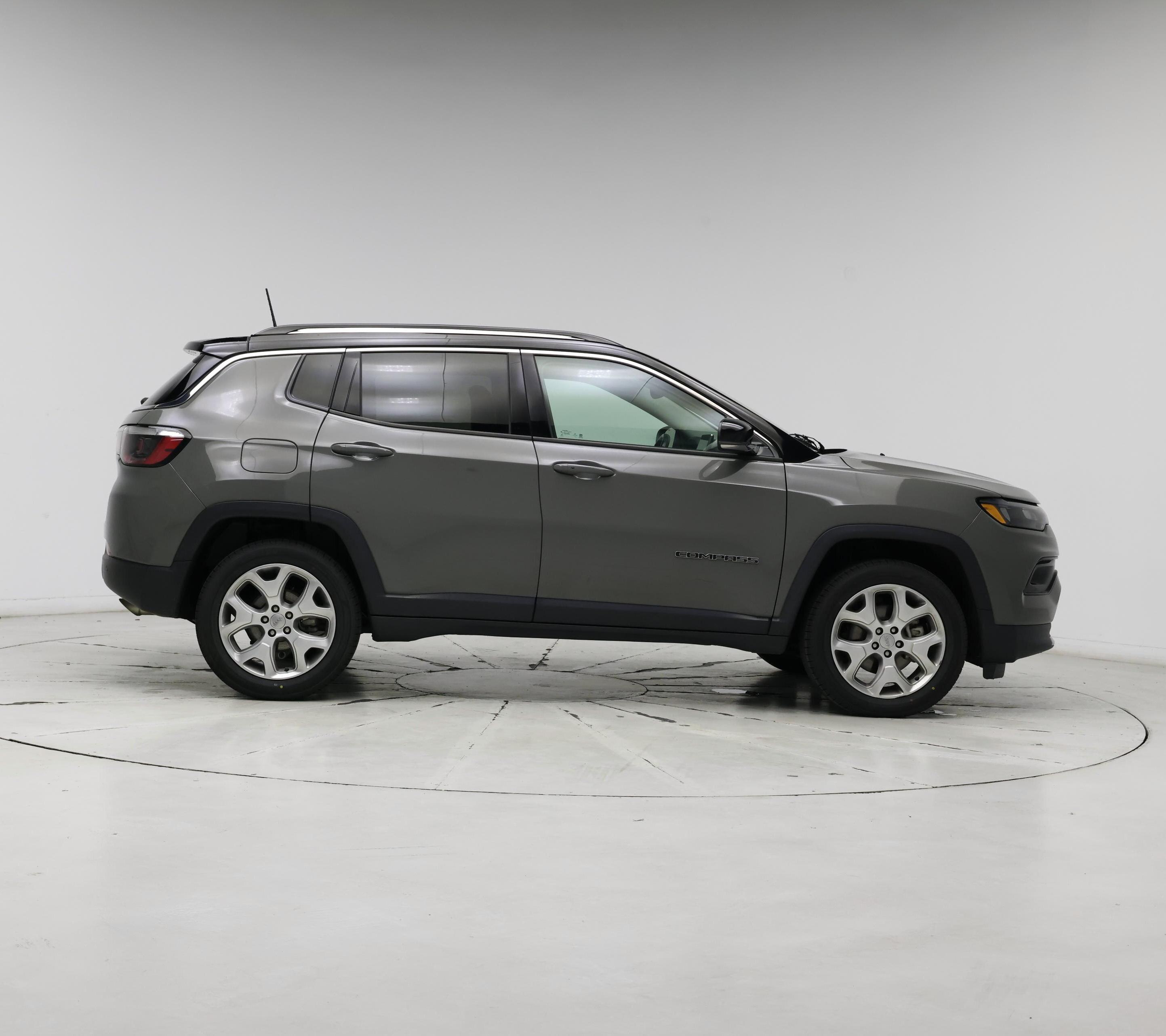 Thumbnail: 2022 Jeep Compass - 7