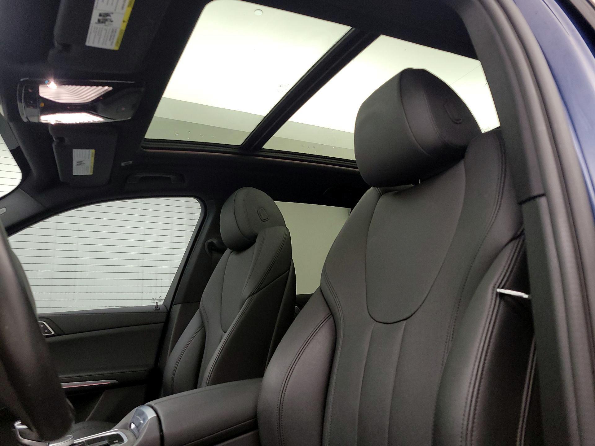 Thumbnail: 2022 BMW X5 - 20