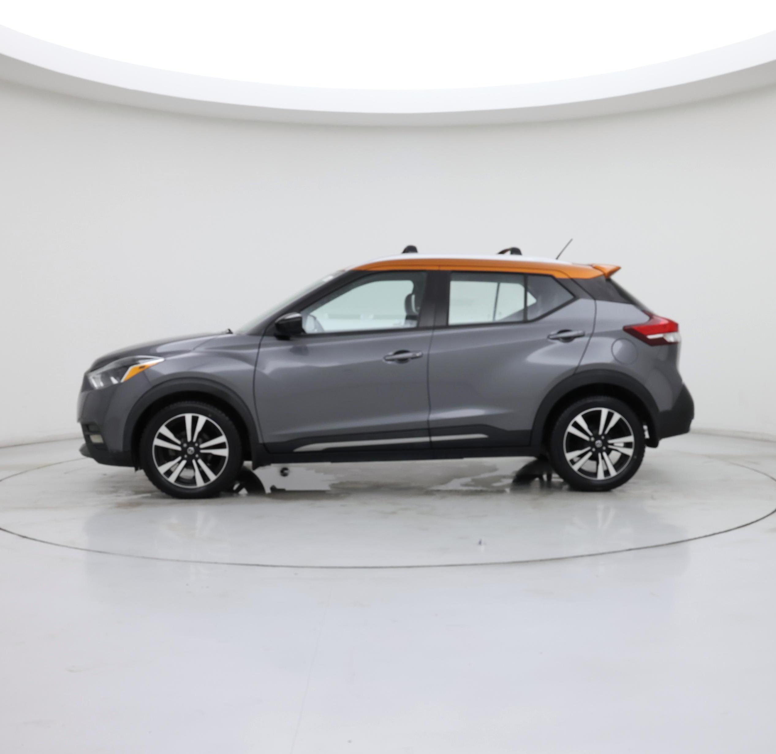 Thumbnail: 2019 Nissan Kicks - 3