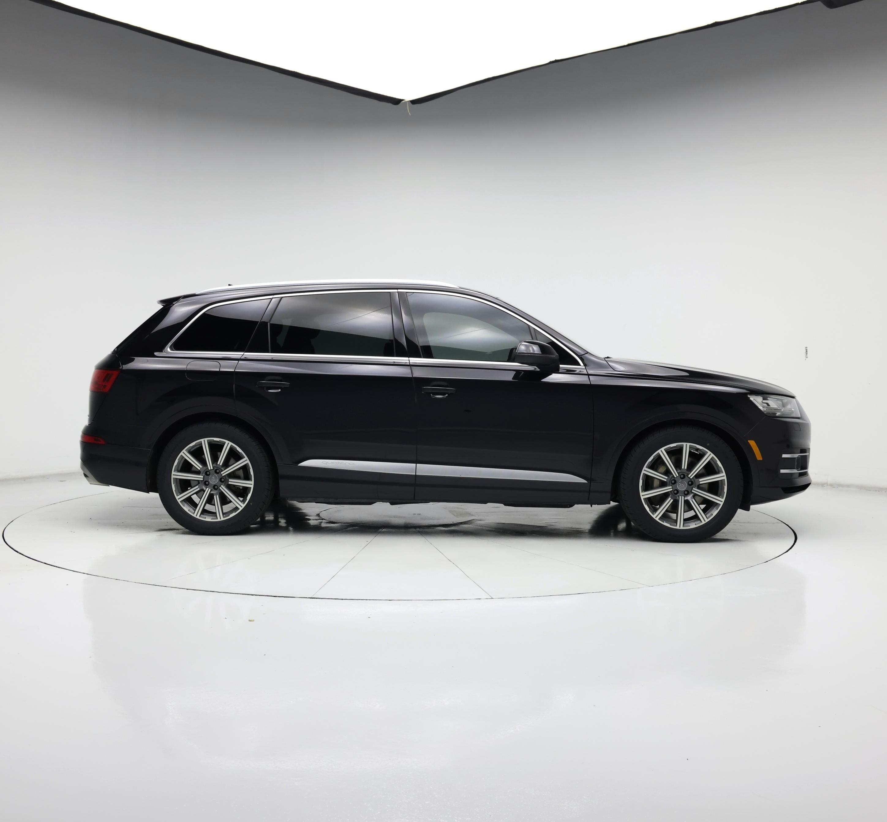 Thumbnail: 2019 Audi Q7 - 7