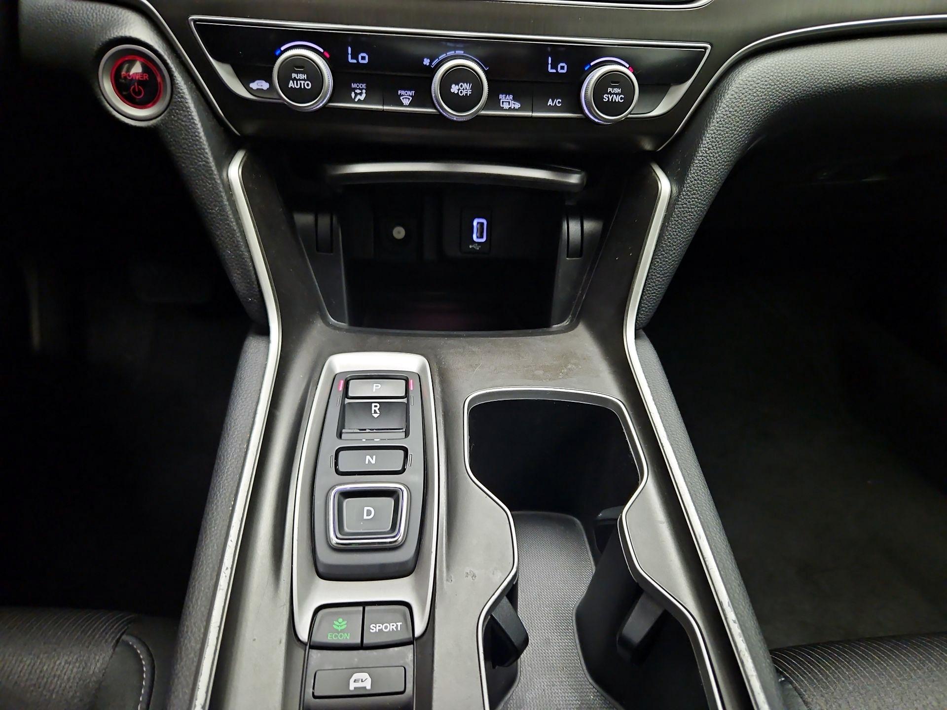 Thumbnail: 2020 Honda Accord - 16