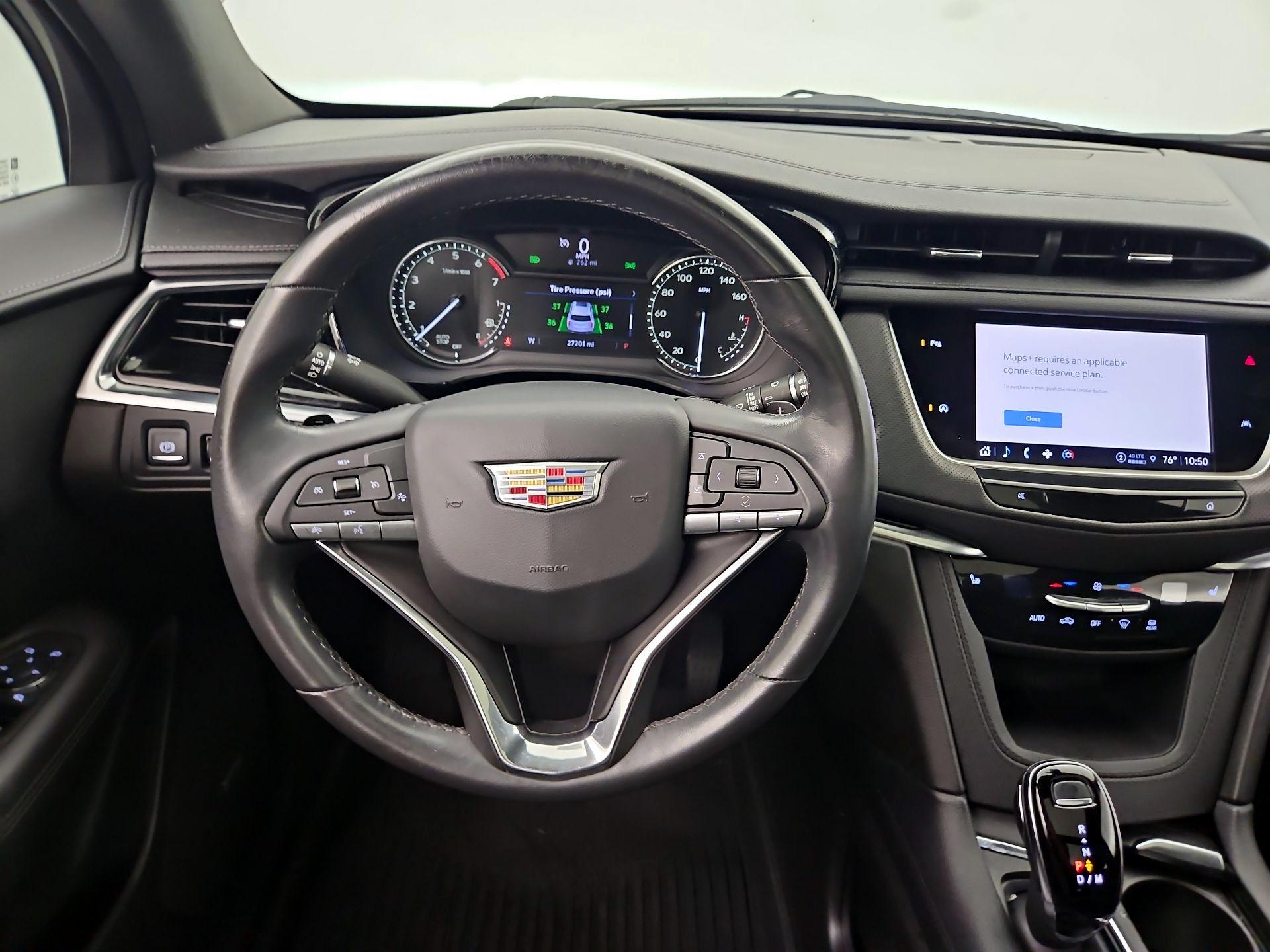 Thumbnail: 2023 Cadillac XT6 - 10