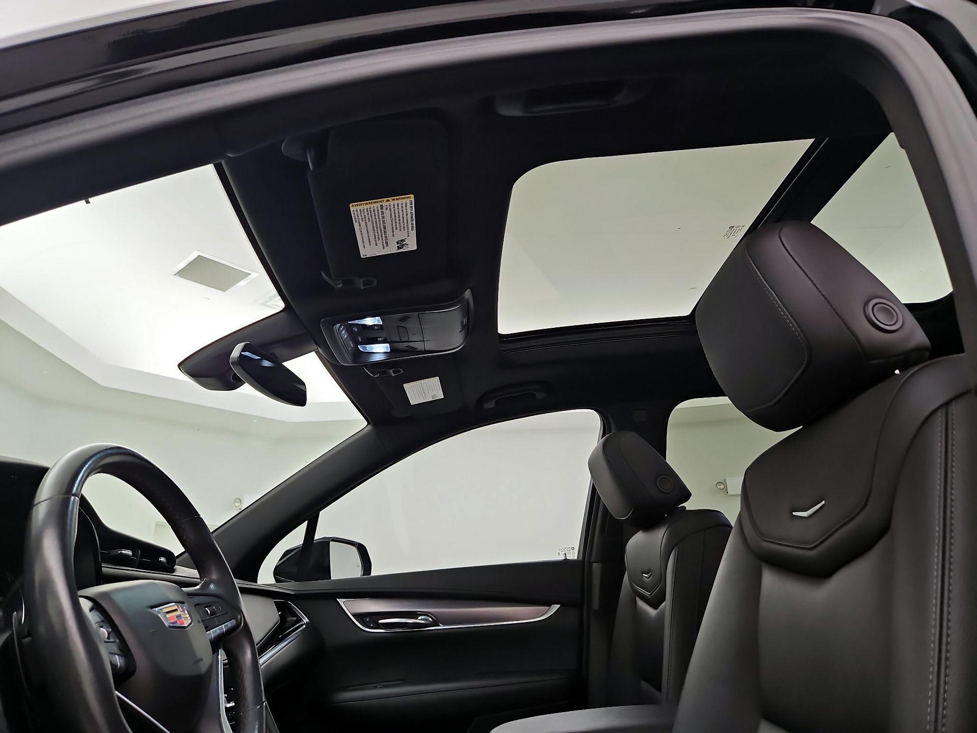 Thumbnail: 2023 Cadillac XT6 - 20