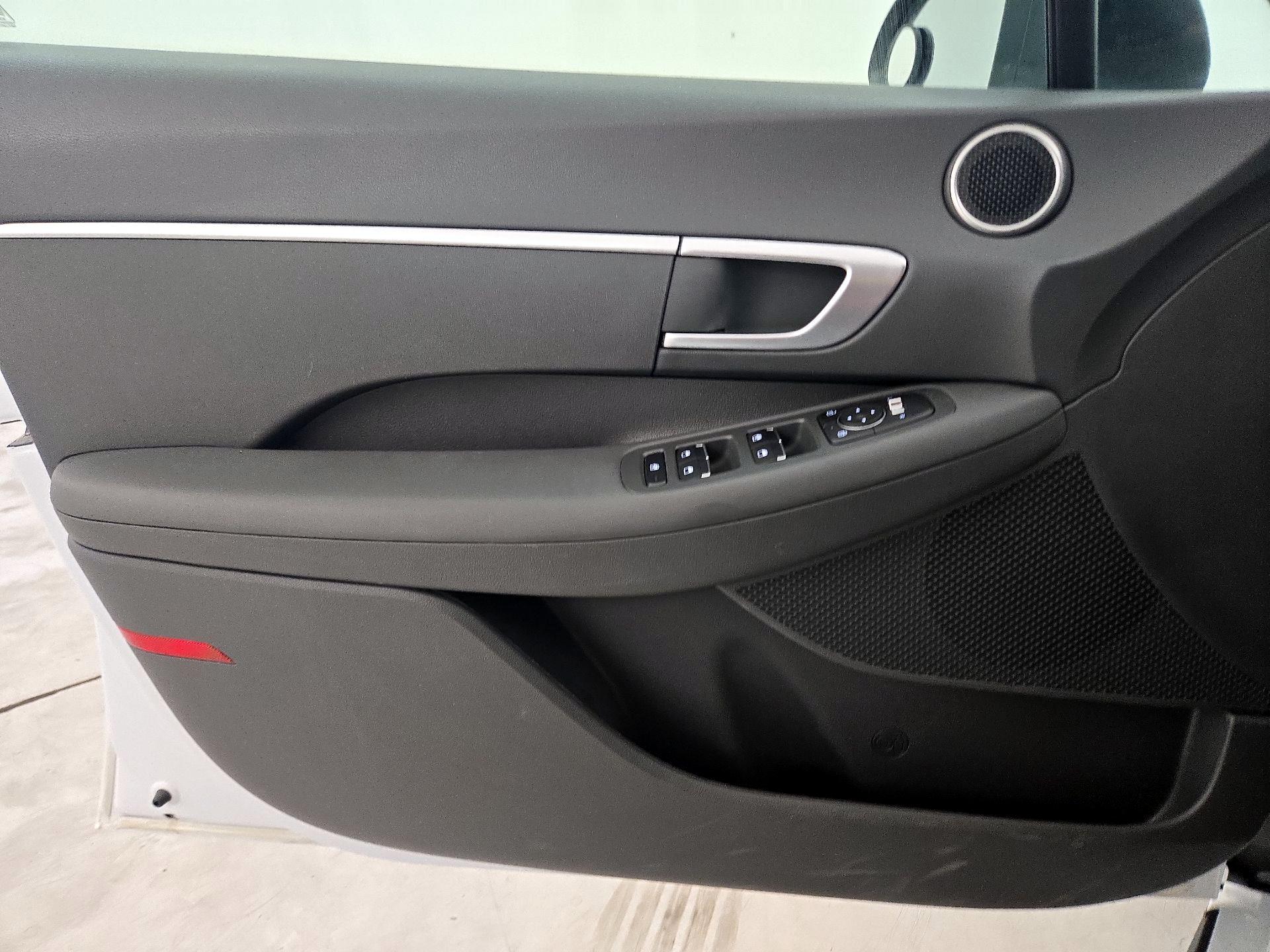 Thumbnail: 2021 Hyundai Sonata - 12
