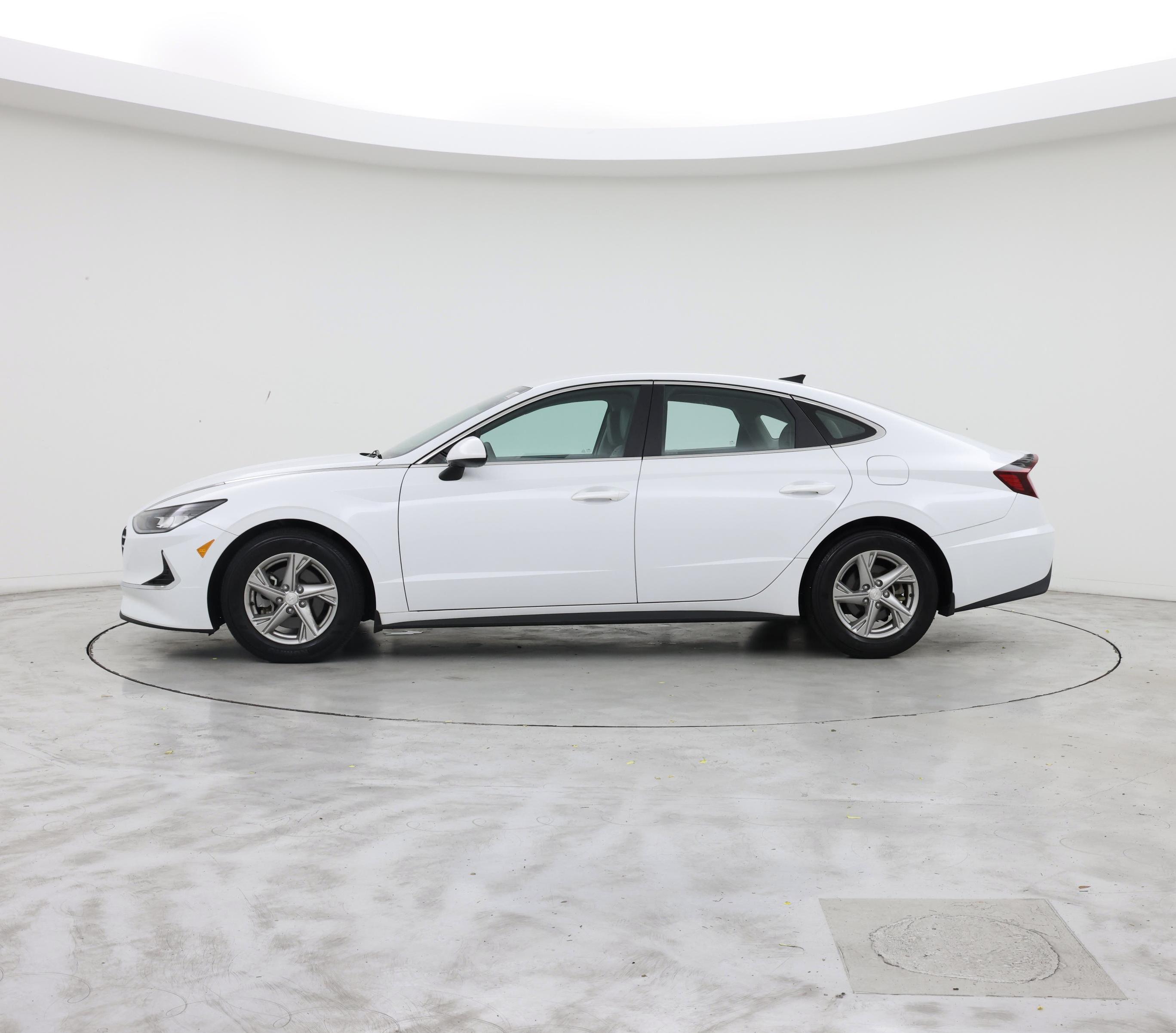 Thumbnail: 2021 Hyundai Sonata - 3