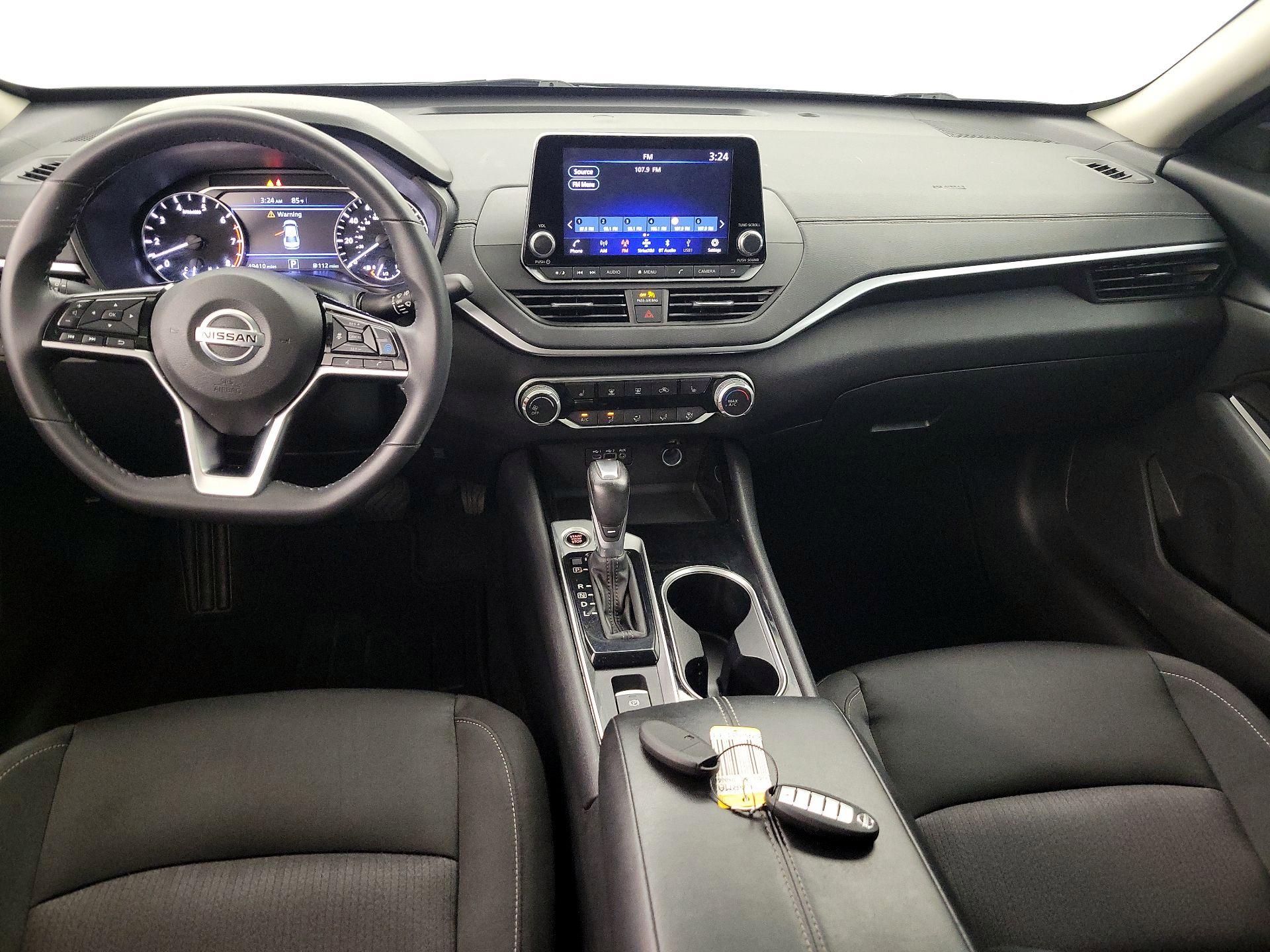 Thumbnail: 2022 Nissan Altima - 9