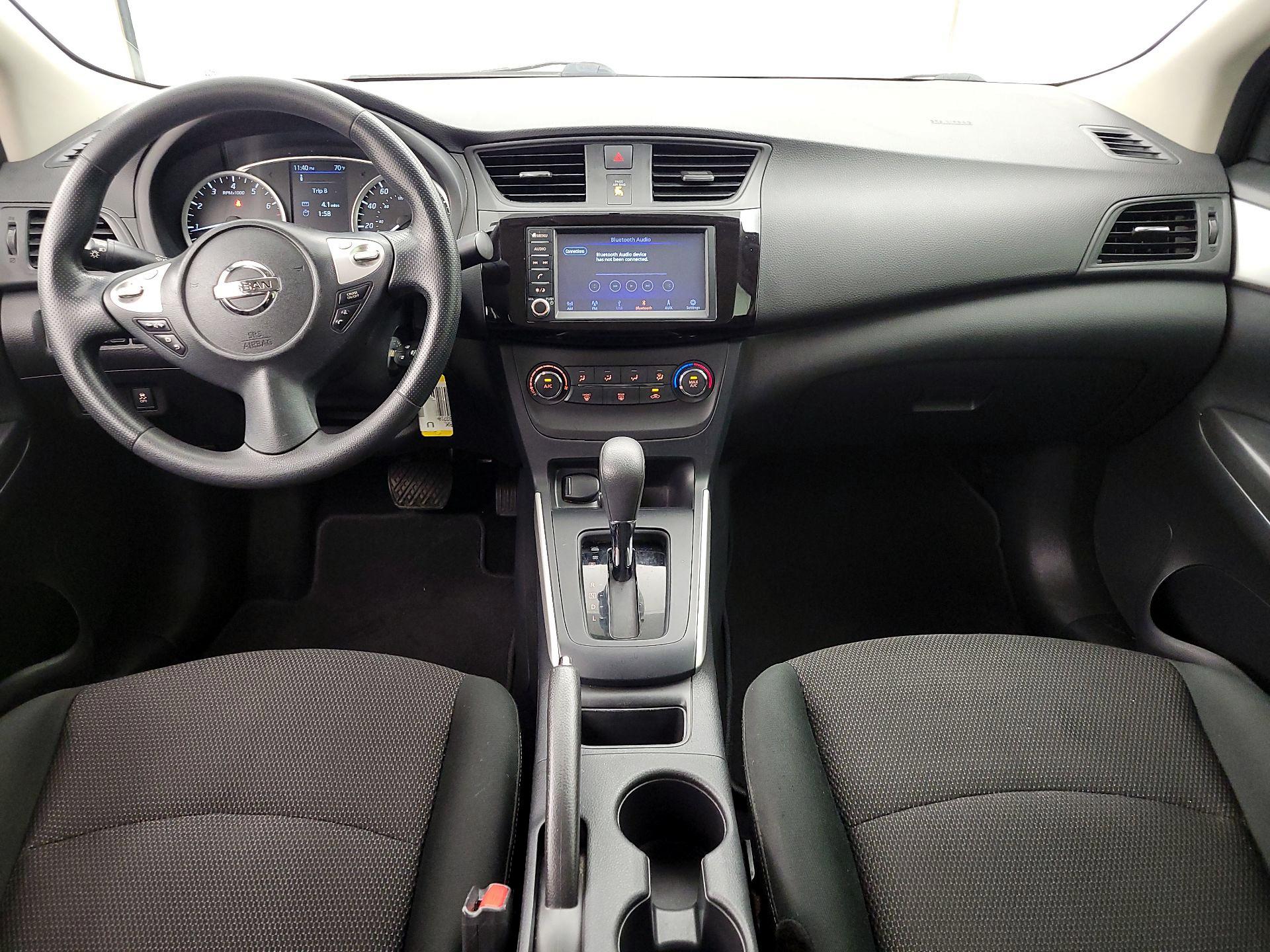 Thumbnail: 2019 Nissan Sentra - 9