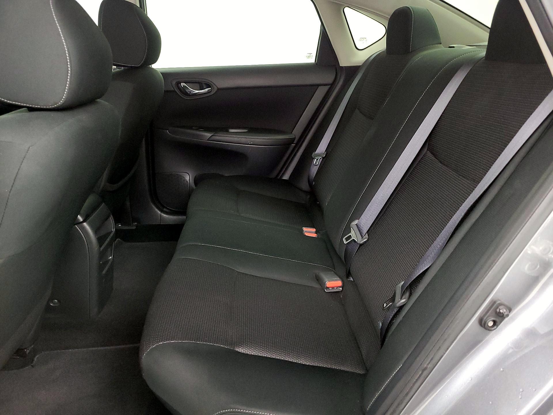 Thumbnail: 2019 Nissan Sentra - 19