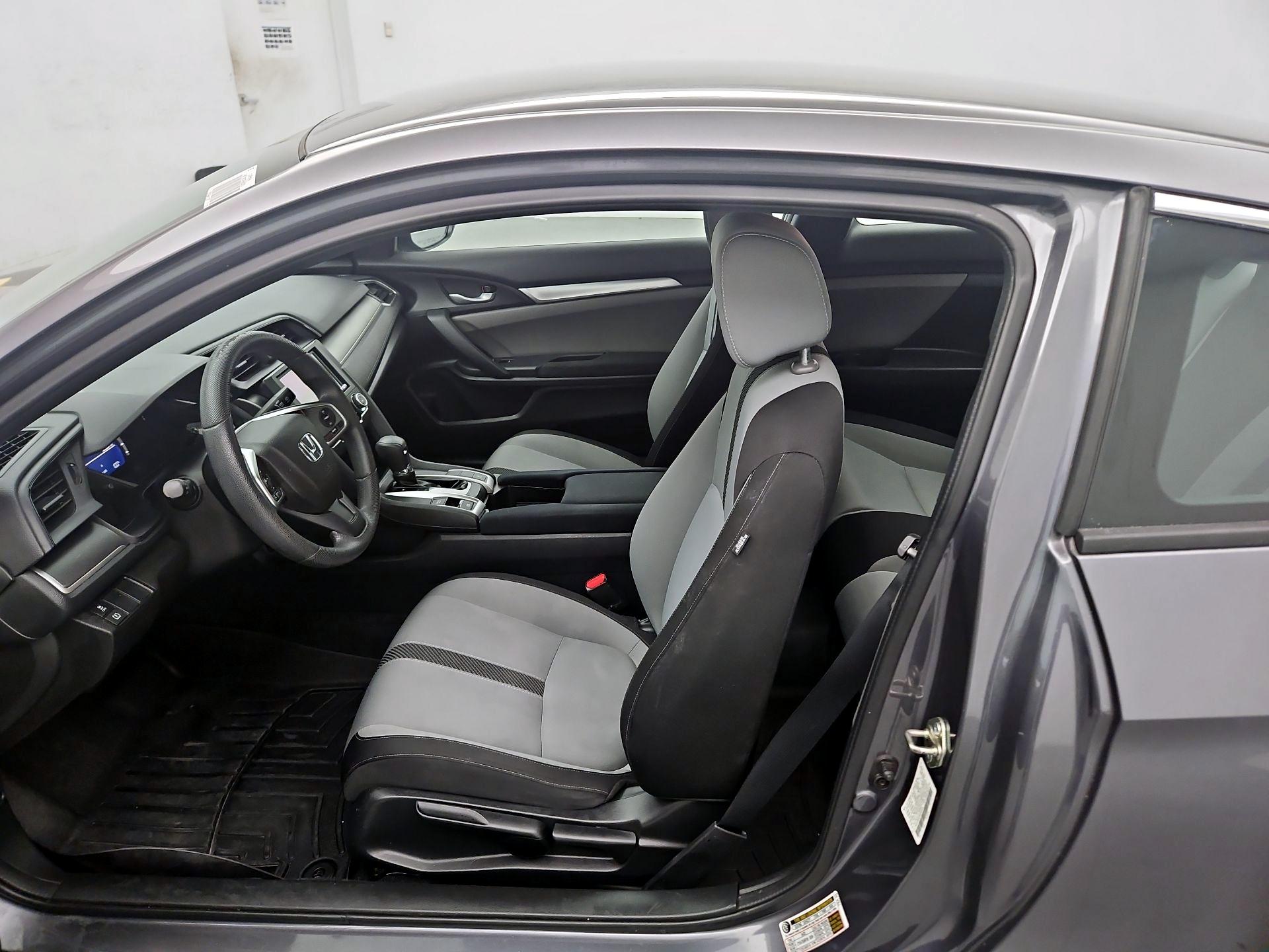 Thumbnail: 2016 Honda Civic - 11
