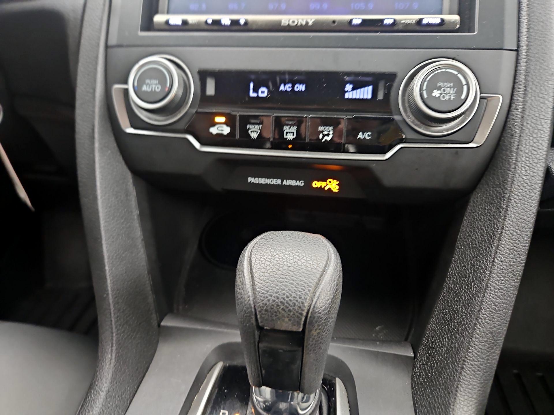 Thumbnail: 2016 Honda Civic - 14