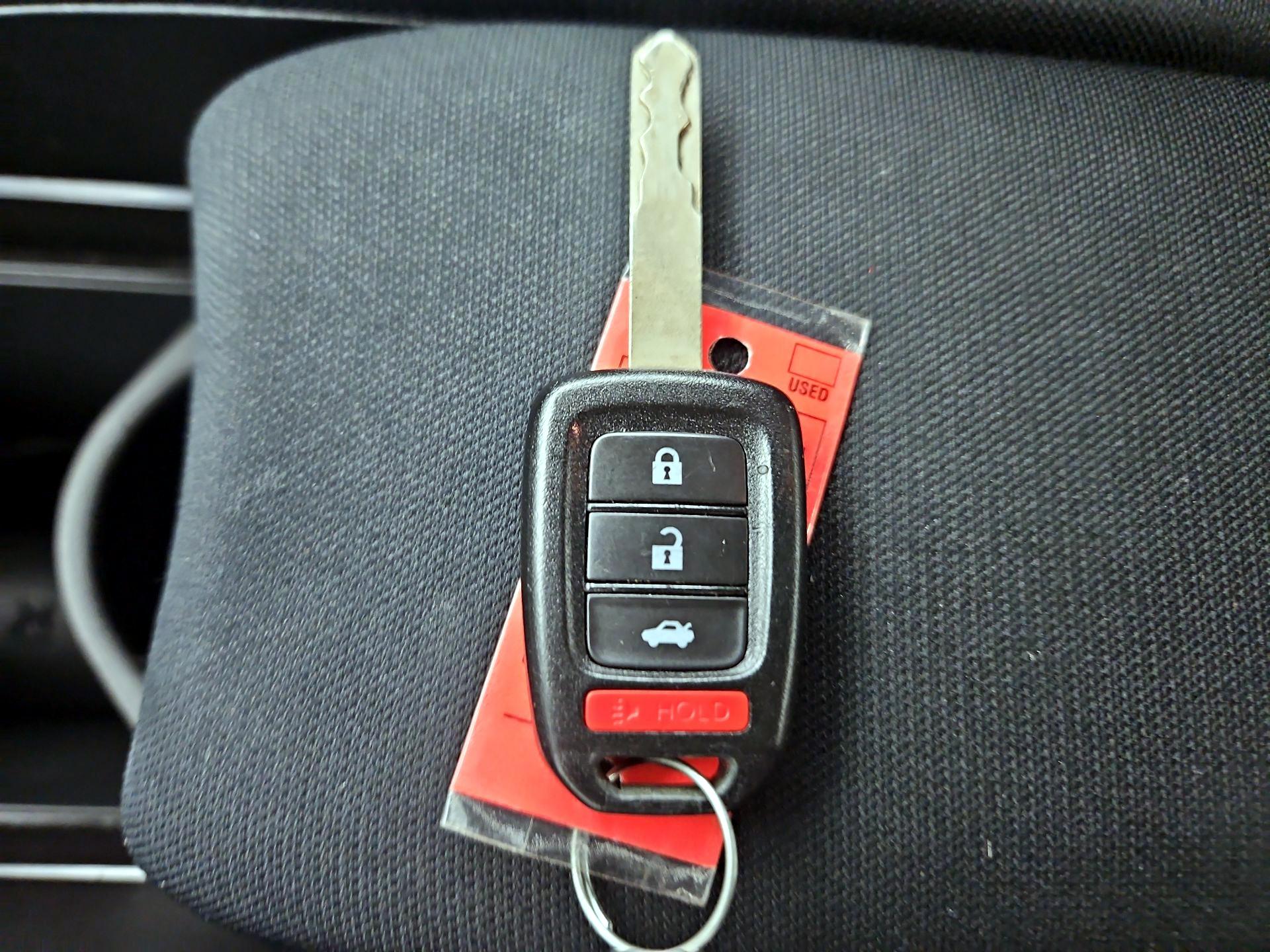 Thumbnail: 2016 Honda Civic - 18