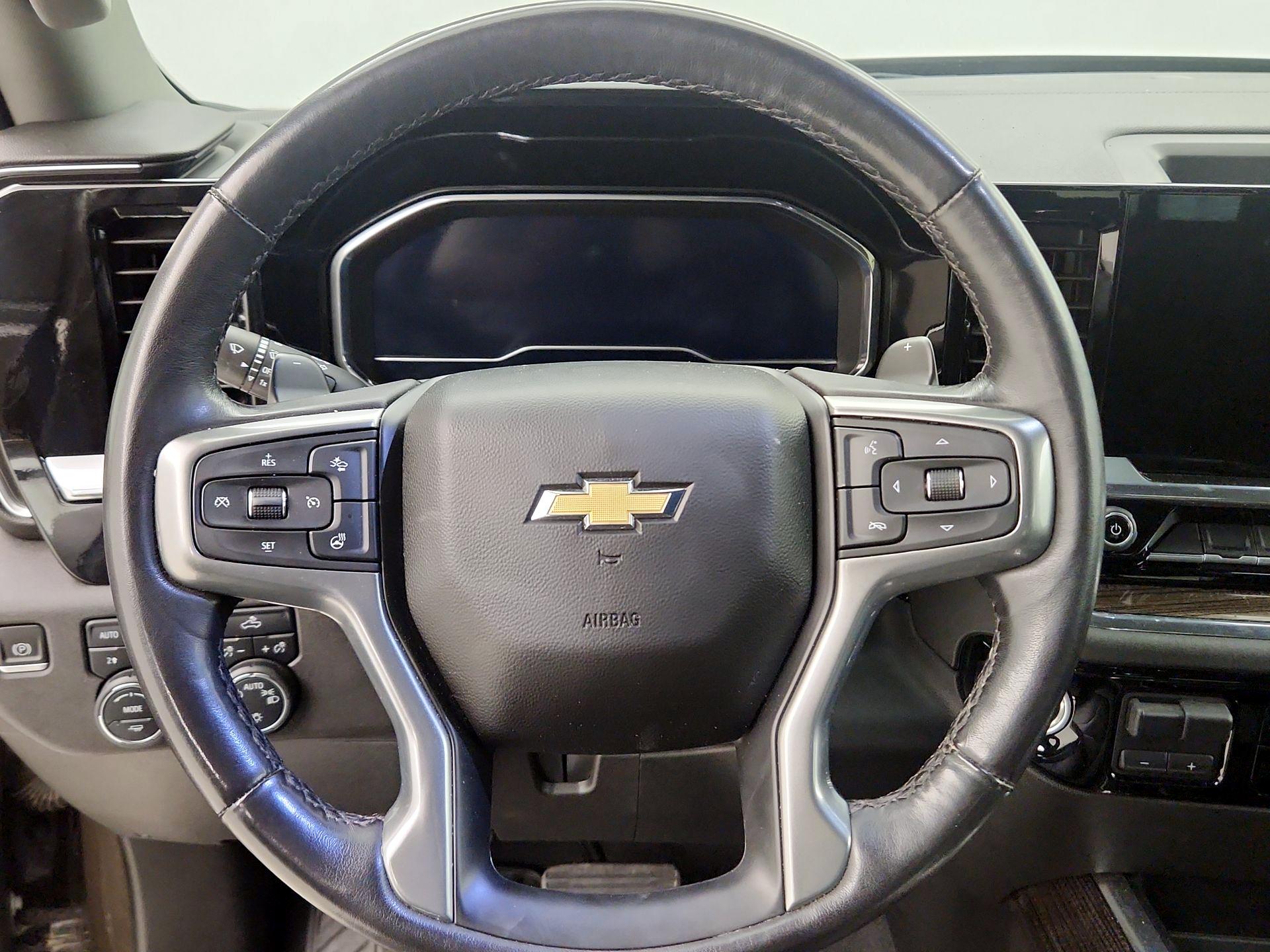 Thumbnail: 2023 Chevrolet Silverado 1500 - 10