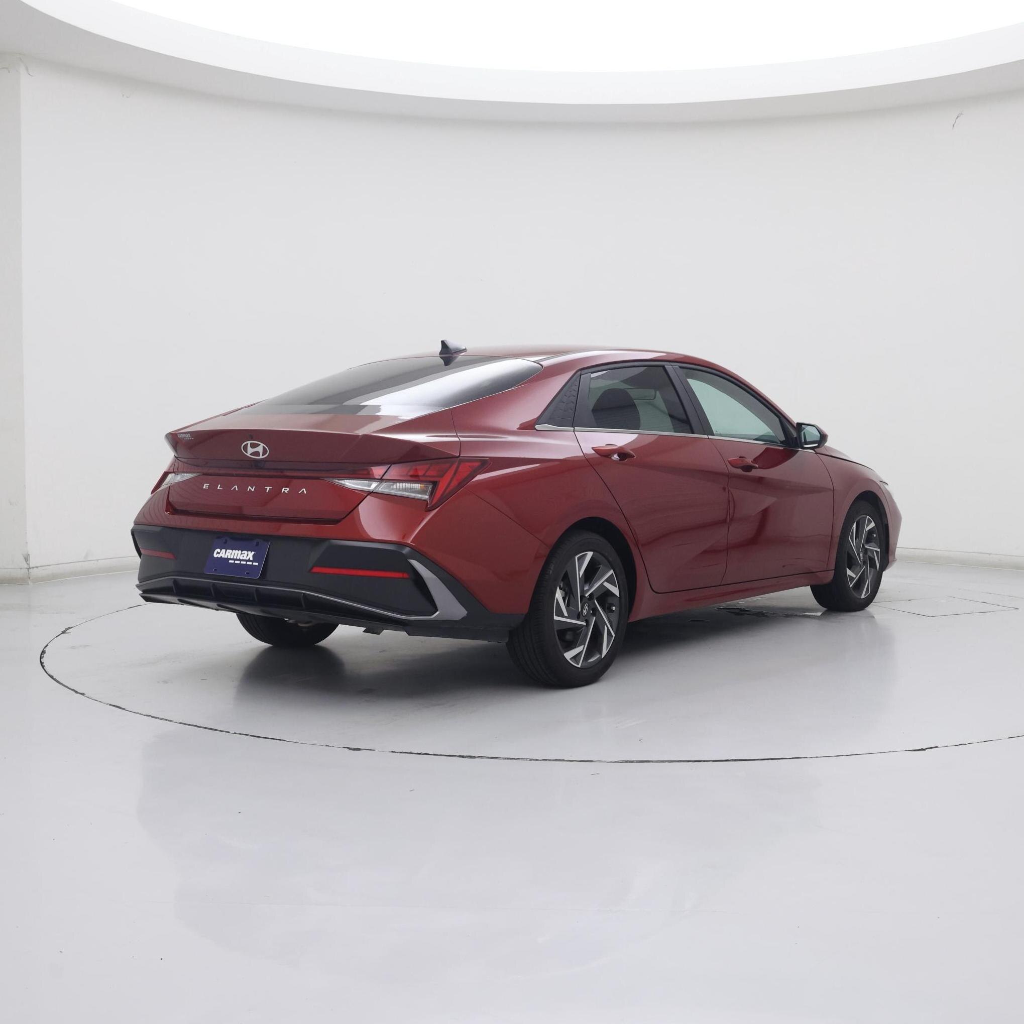 Thumbnail: 2024 Hyundai Elantra - 8