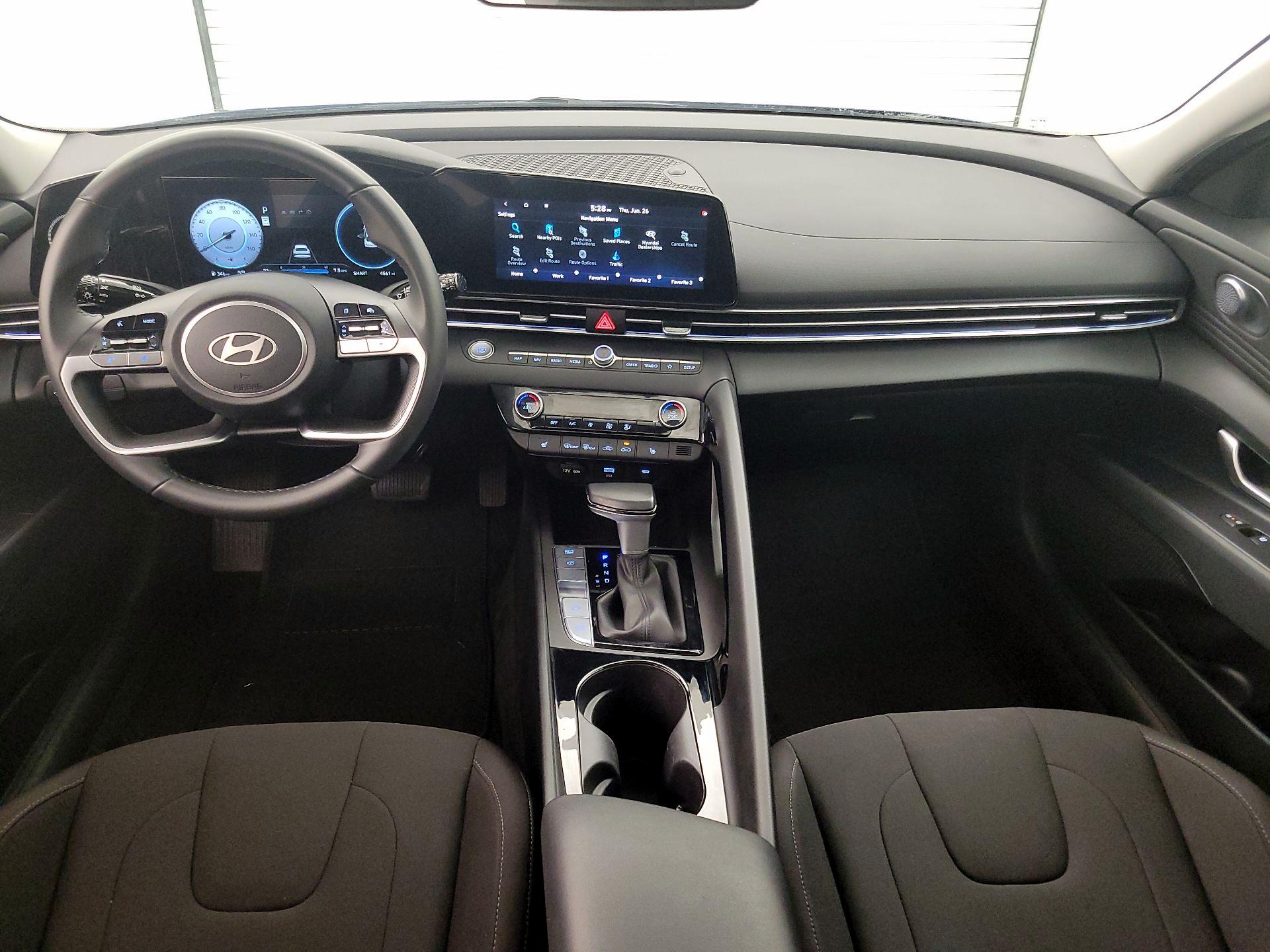 Thumbnail: 2024 Hyundai Elantra - 9