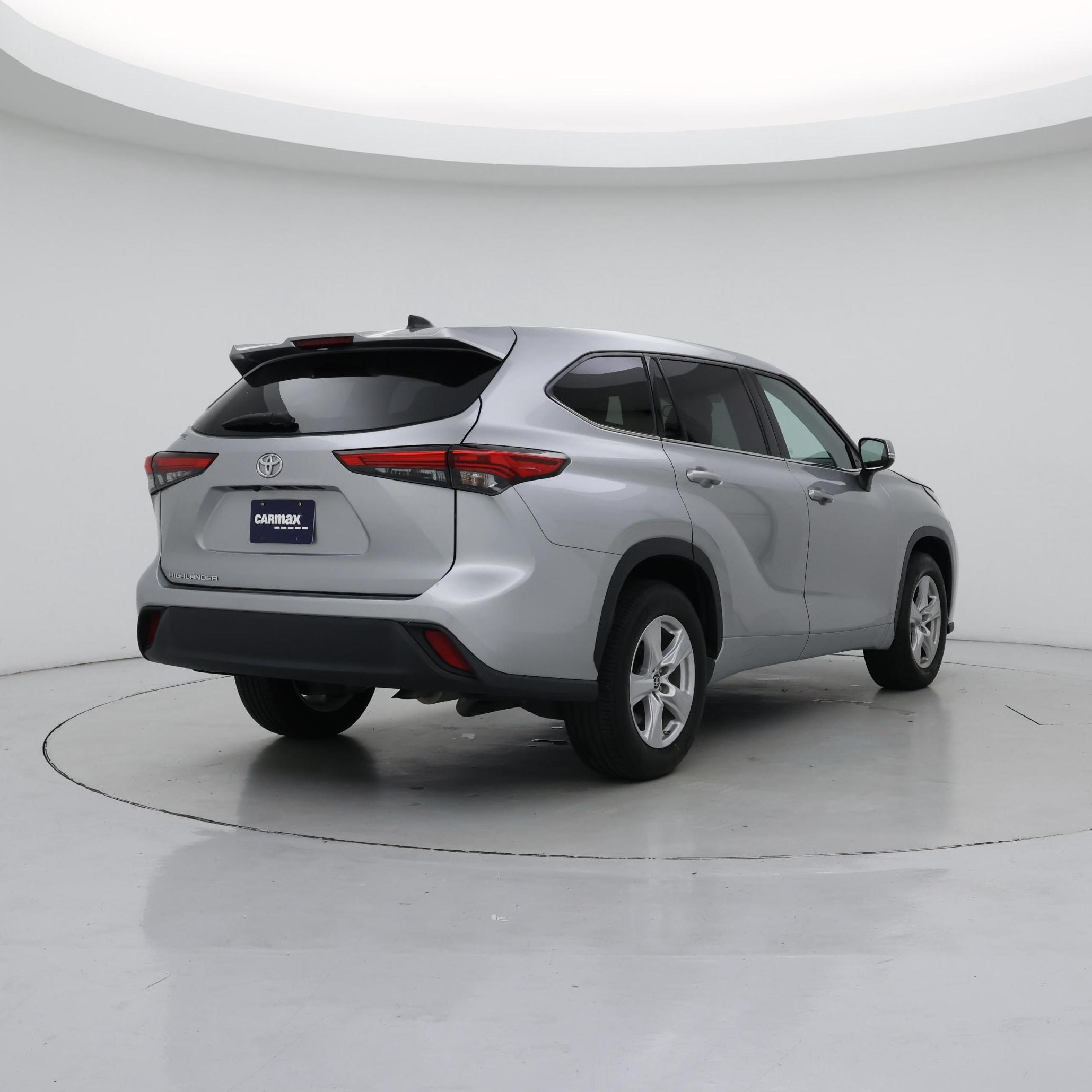 Thumbnail: 2022 Toyota Highlander - 8