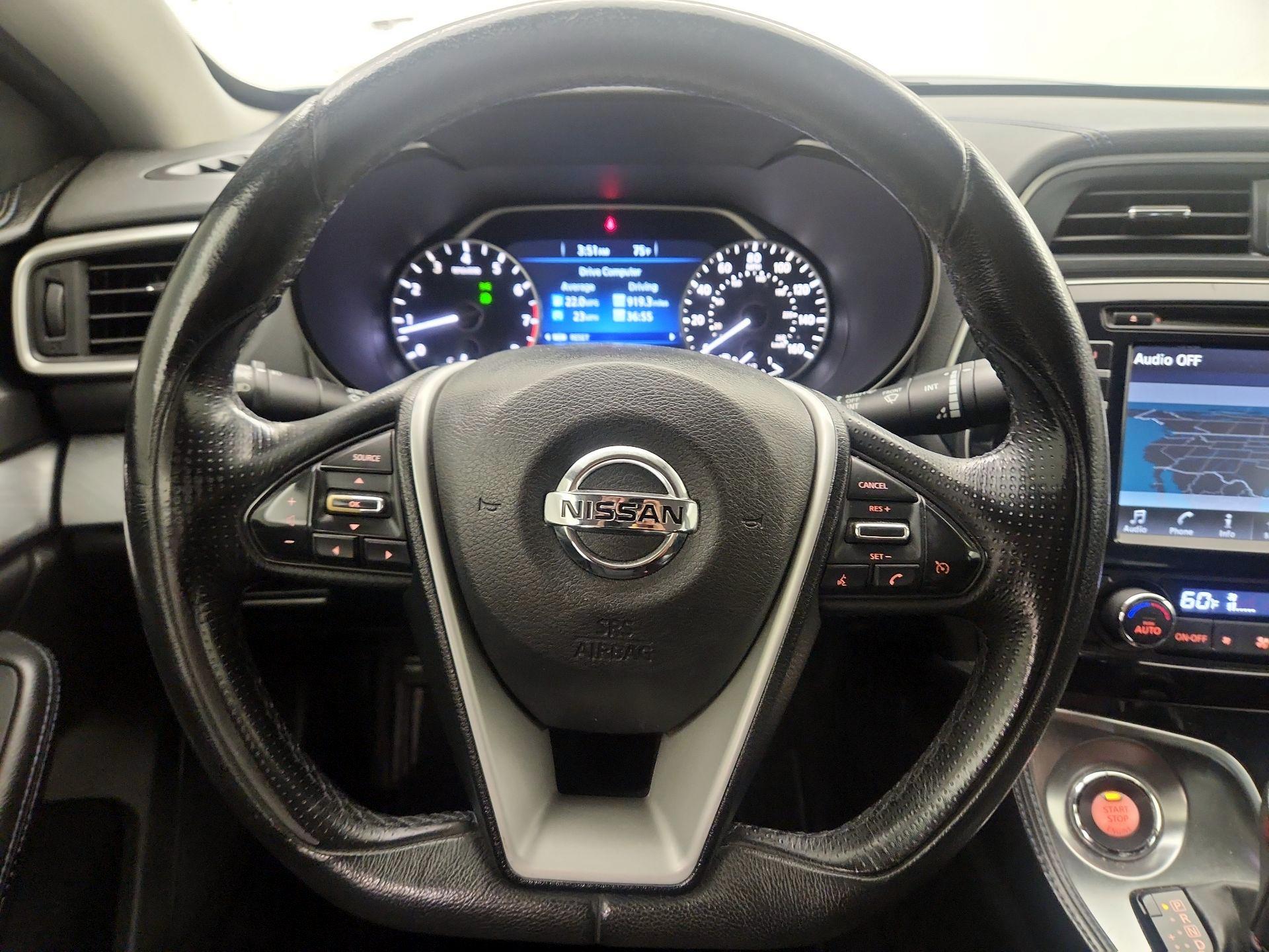 Thumbnail: 2017 Nissan Maxima - 10
