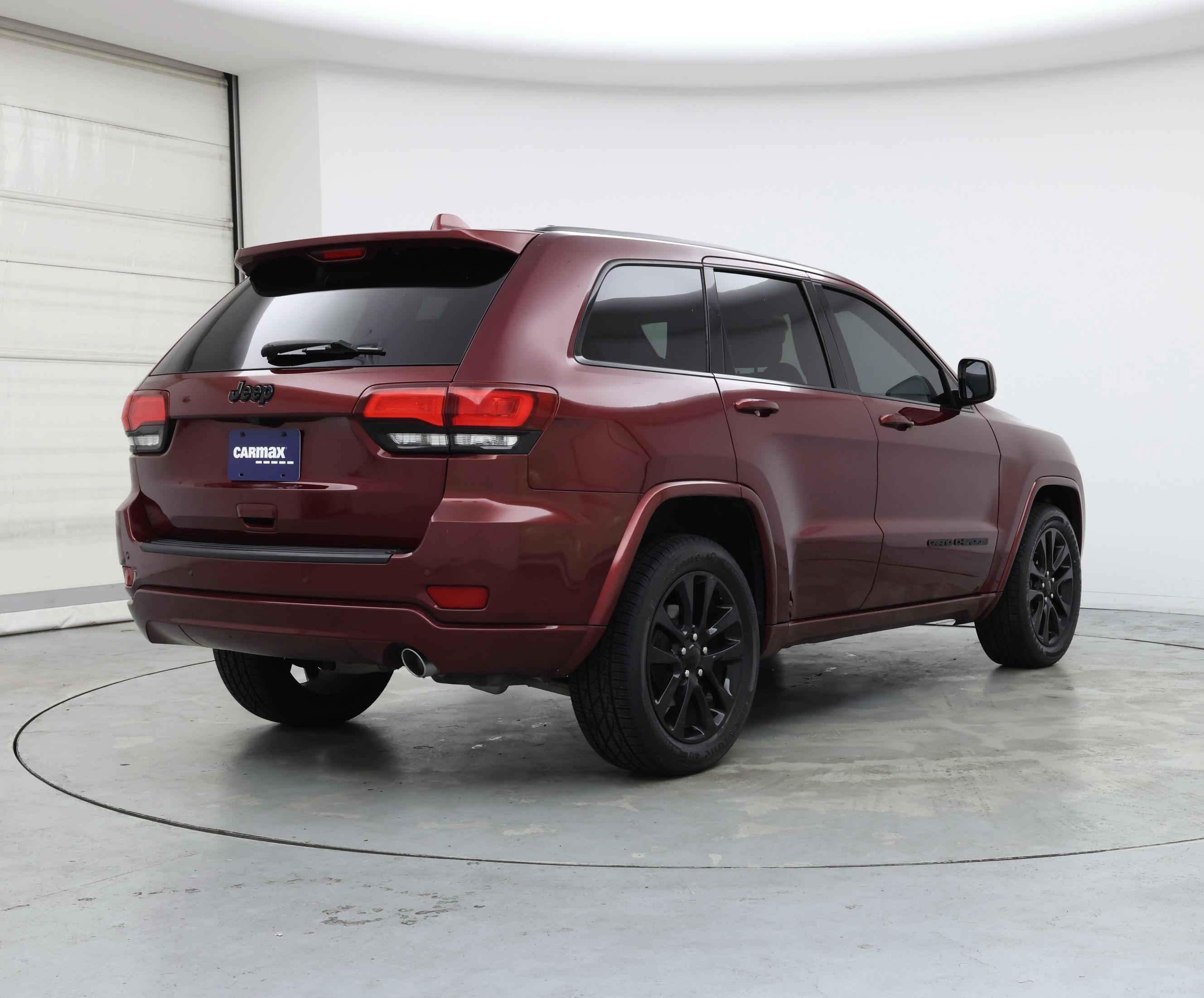 Thumbnail: 2019 Jeep Grand Cherokee - 8