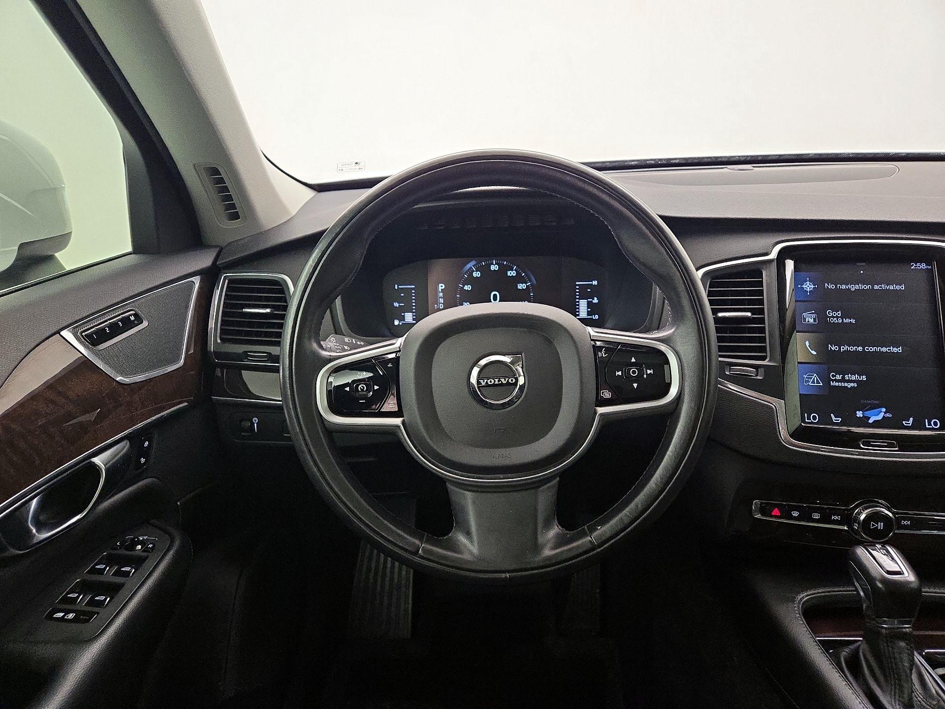 Thumbnail: 2019 Volvo XC90 - 10