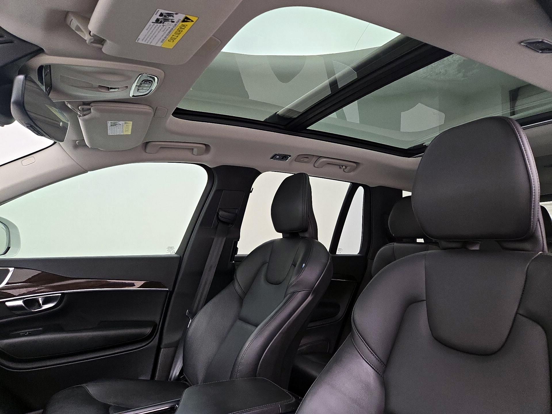 Thumbnail: 2019 Volvo XC90 - 19
