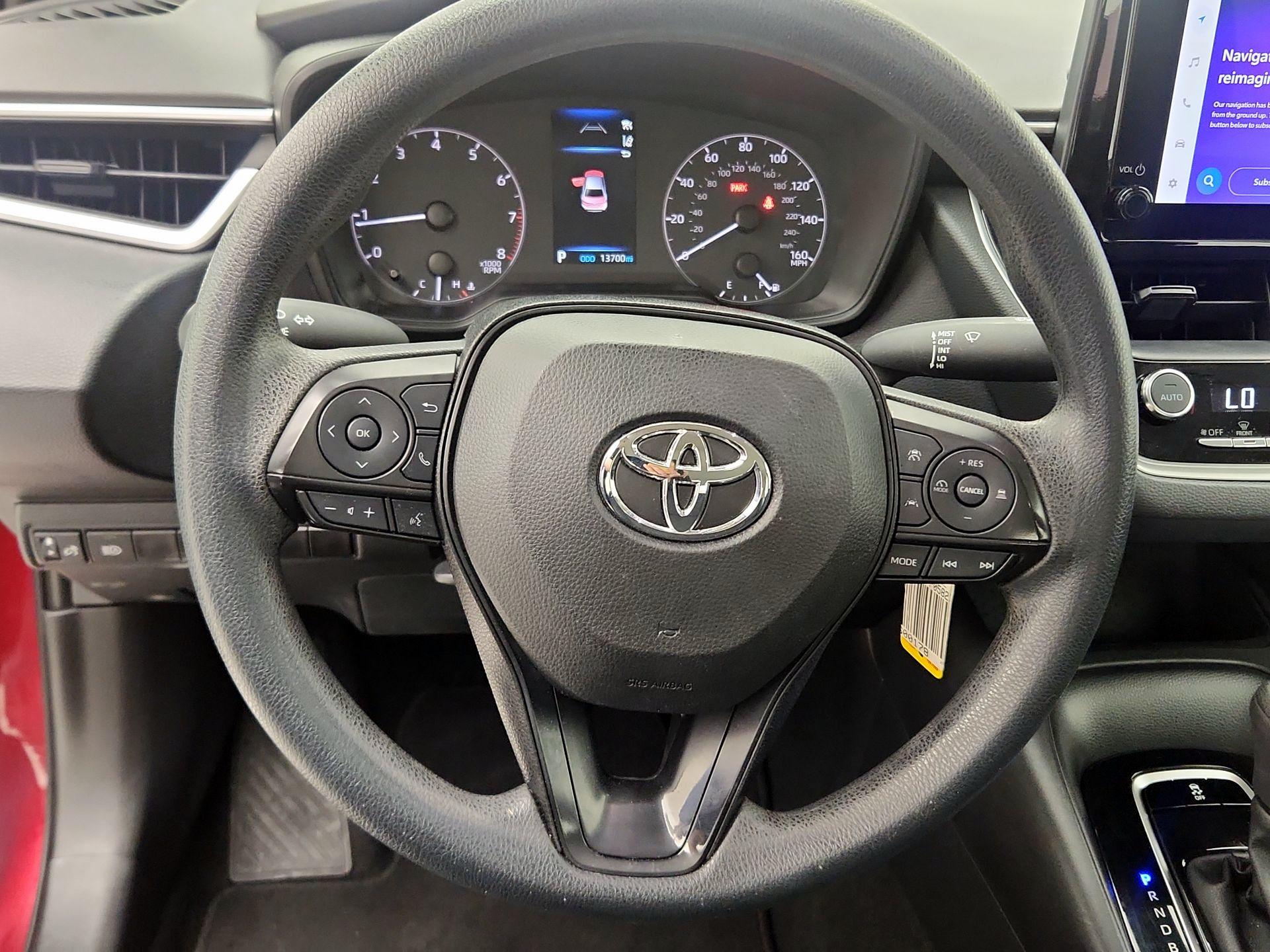 Thumbnail: 2023 Toyota Corolla - 10