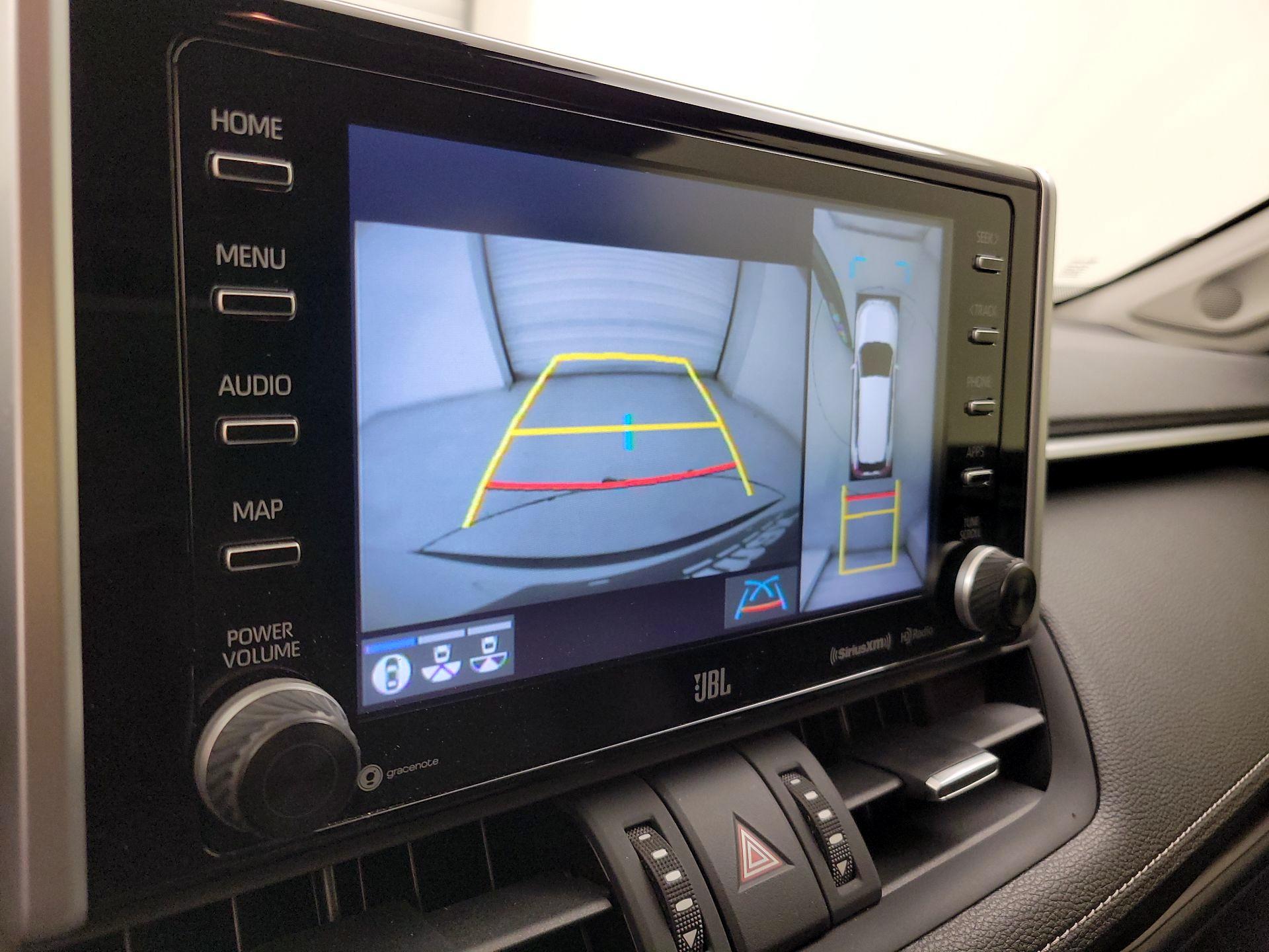 Thumbnail: 2019 Toyota RAV4 - 15