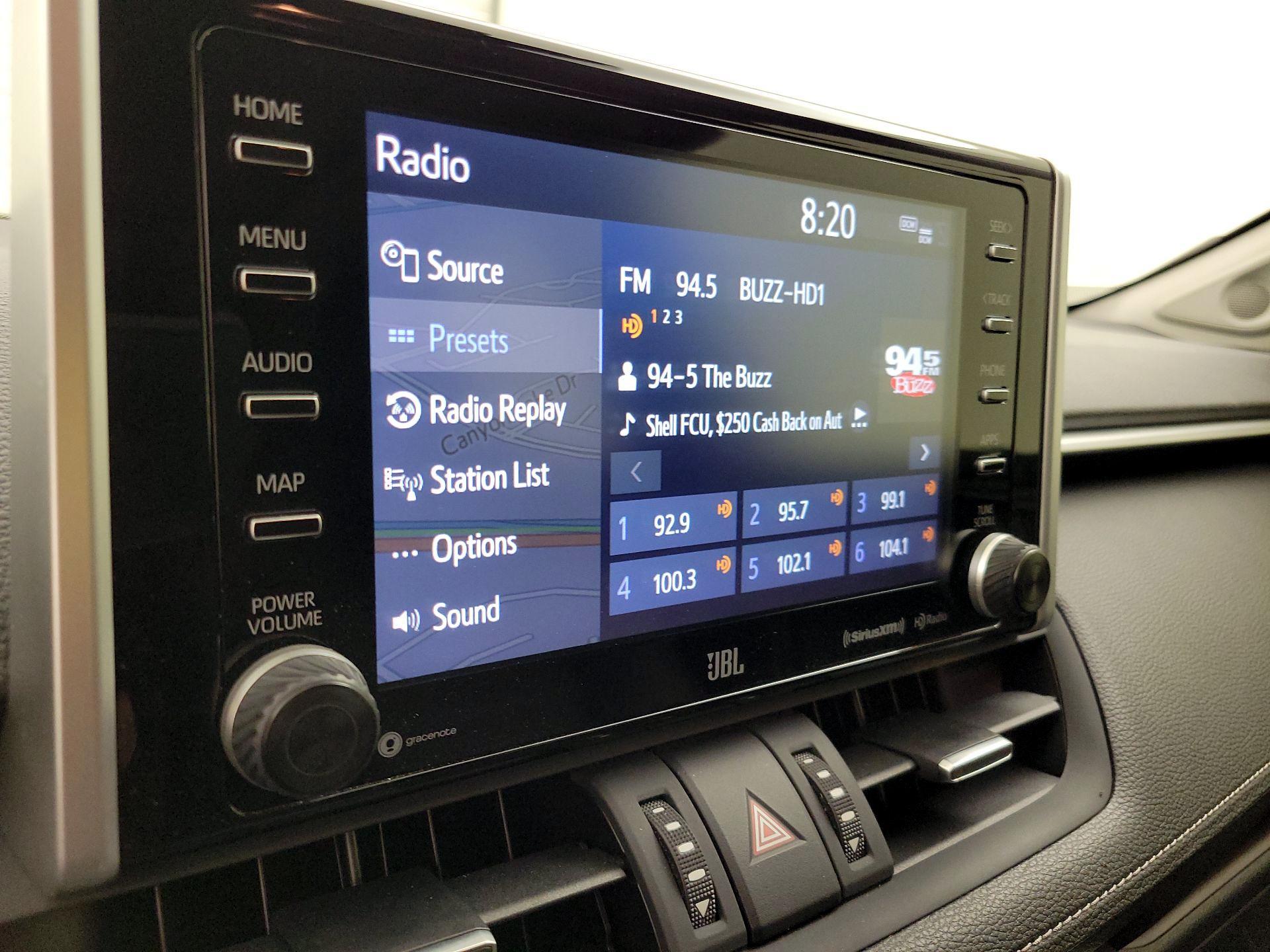 Thumbnail: 2019 Toyota RAV4 - 16
