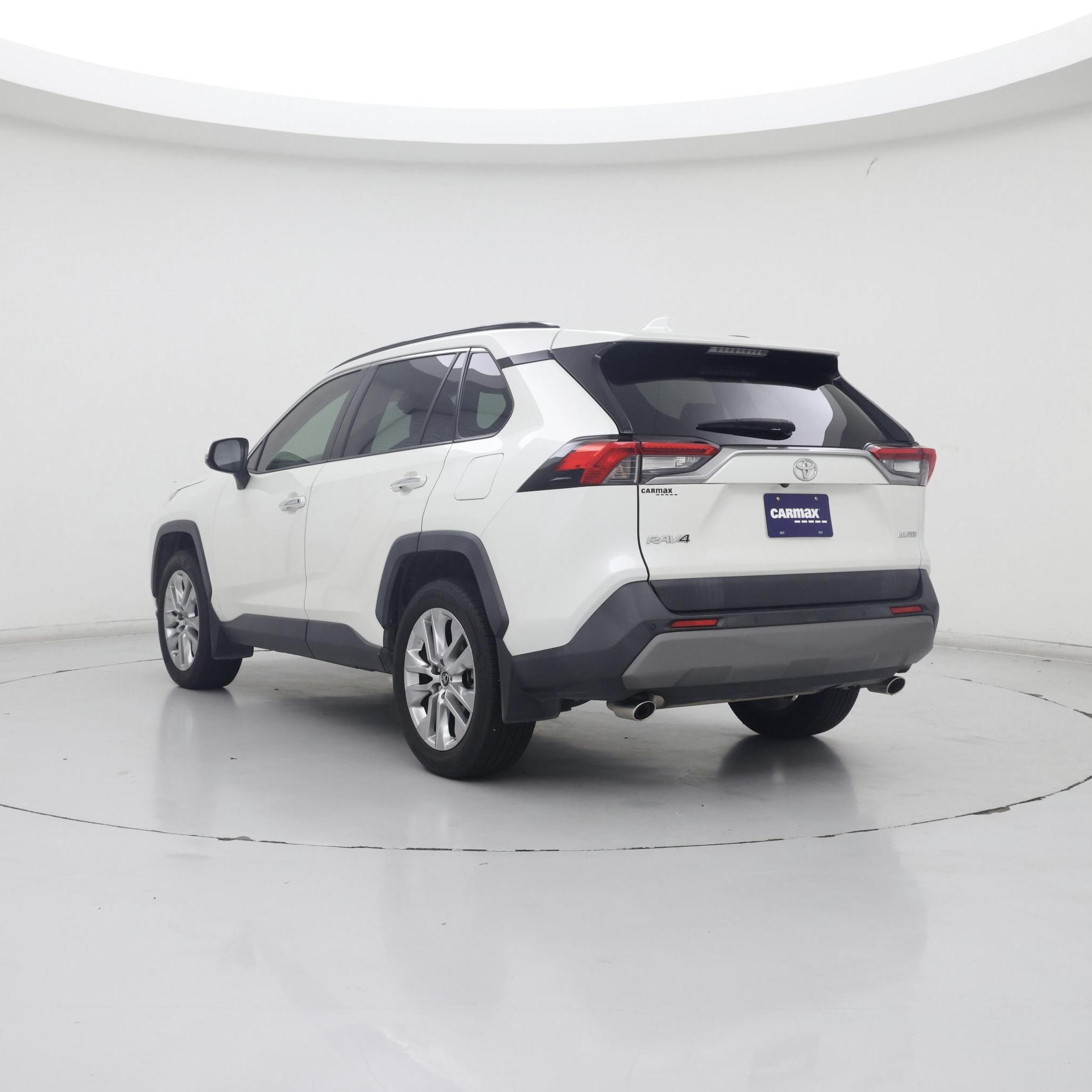 Thumbnail: 2019 Toyota RAV4 - 2