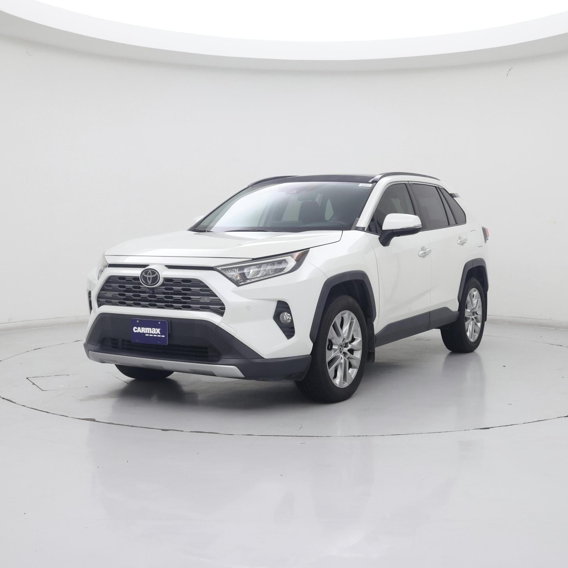 Thumbnail: 2019 Toyota RAV4 - 4
