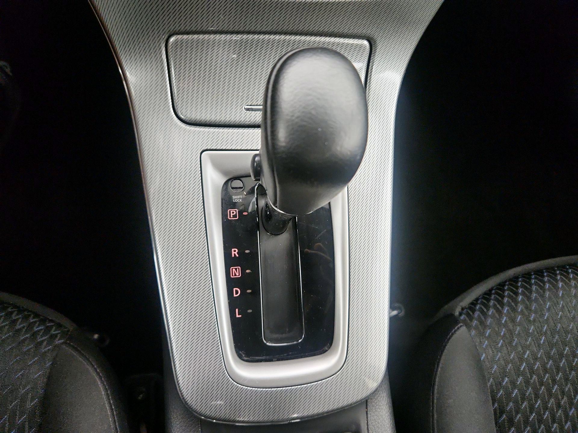 Thumbnail: 2015 Nissan Sentra - 17