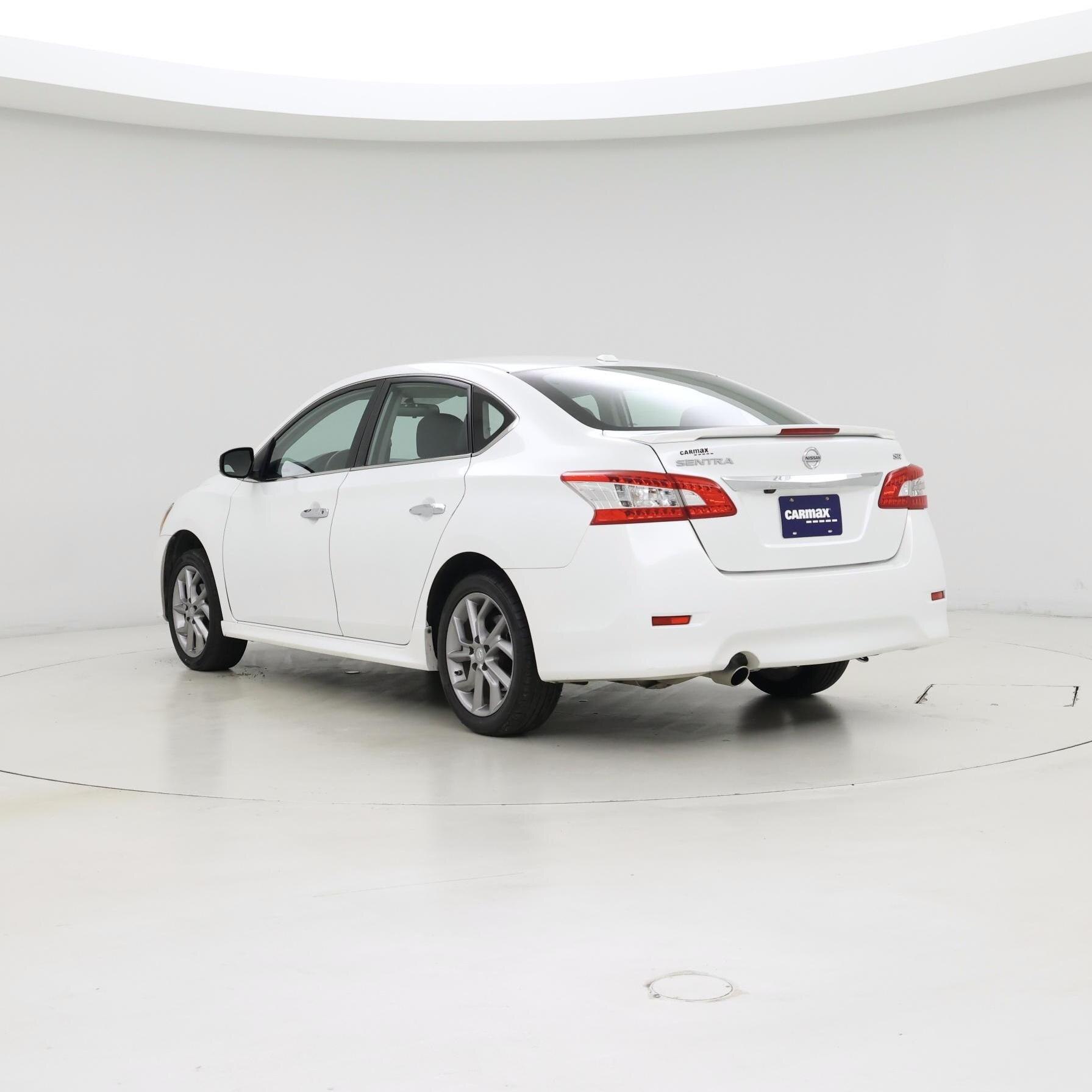 Thumbnail: 2015 Nissan Sentra - 2