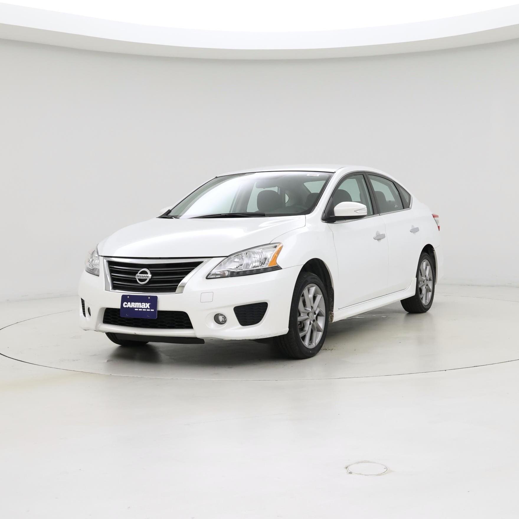 Thumbnail: 2015 Nissan Sentra - 4
