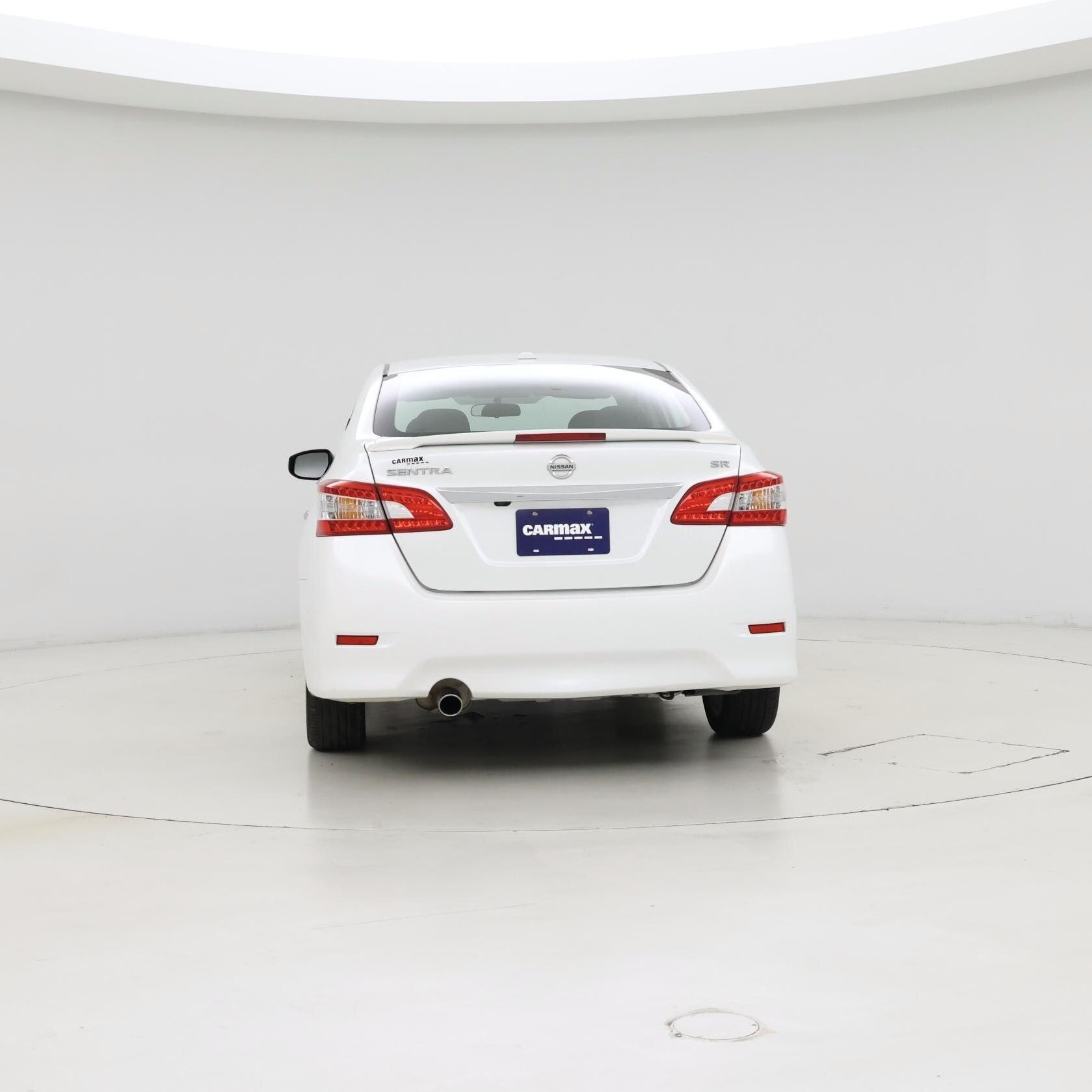 Thumbnail: 2015 Nissan Sentra - 6