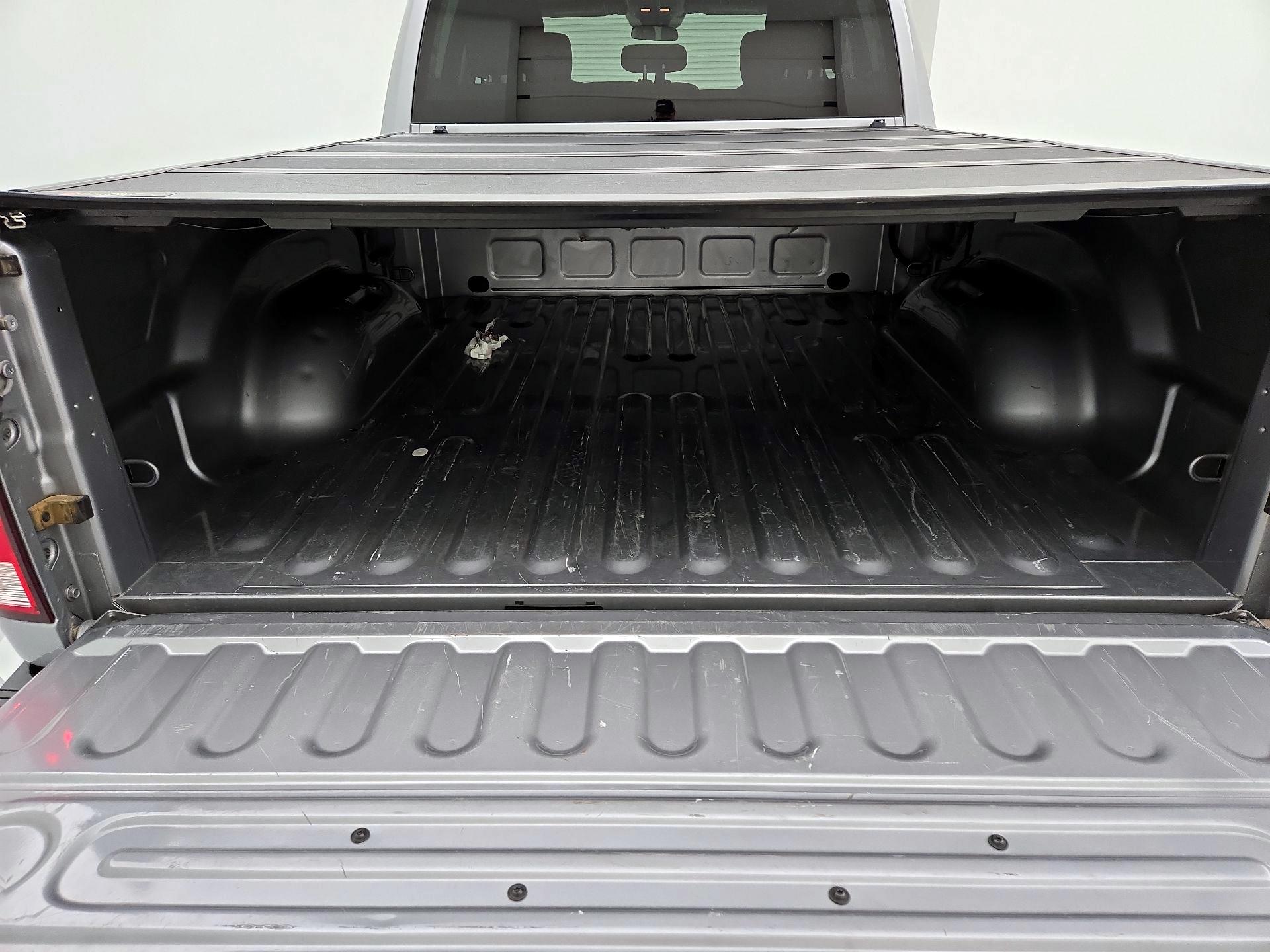 Thumbnail: 2021 RAM 1500 Classic - 20