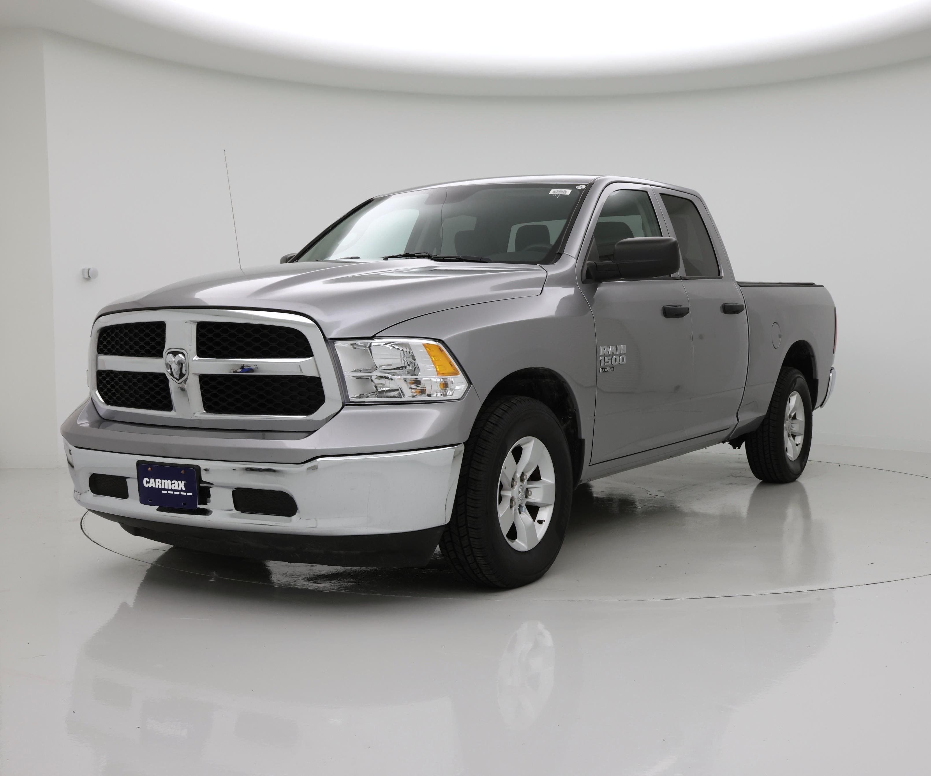 Thumbnail: 2021 RAM 1500 Classic - 4